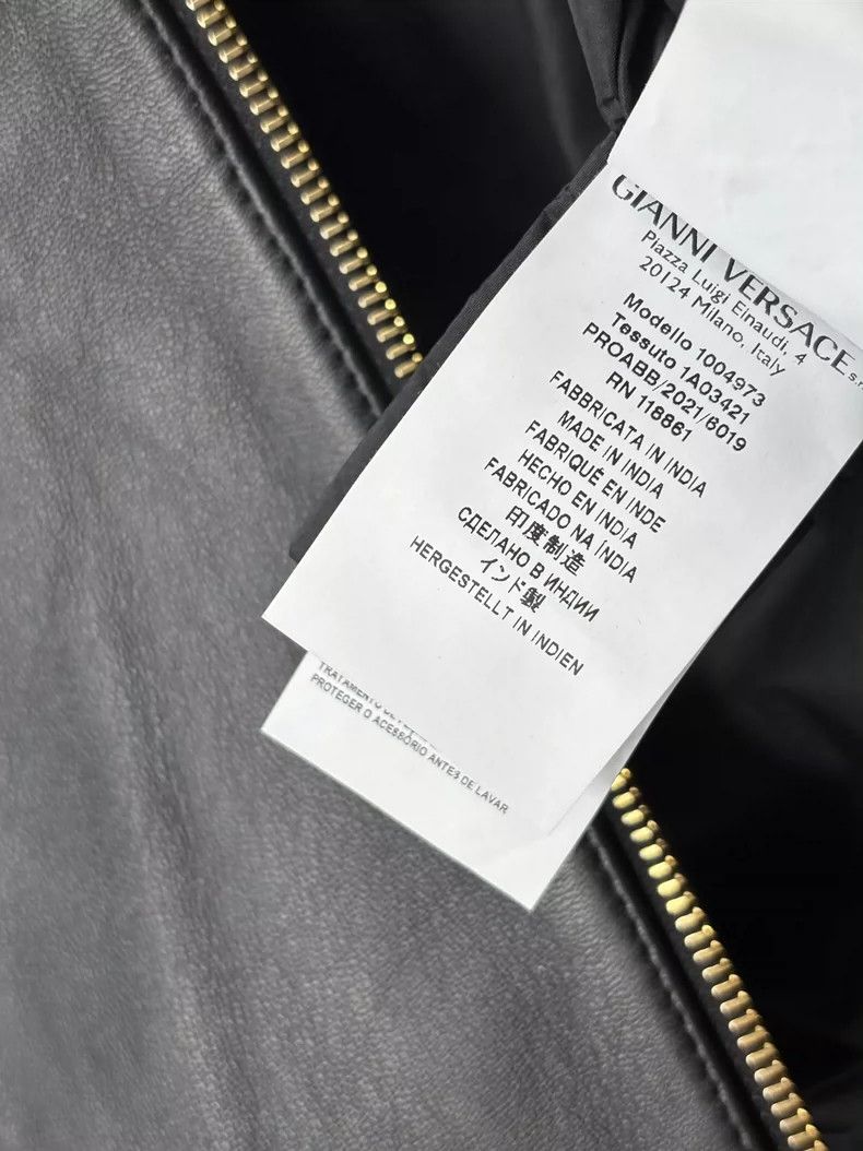 Versace Versace Black sheepskin embroidered jacket coat Size M / US 6-8 / IT 42-44 - 6 Thumbnail