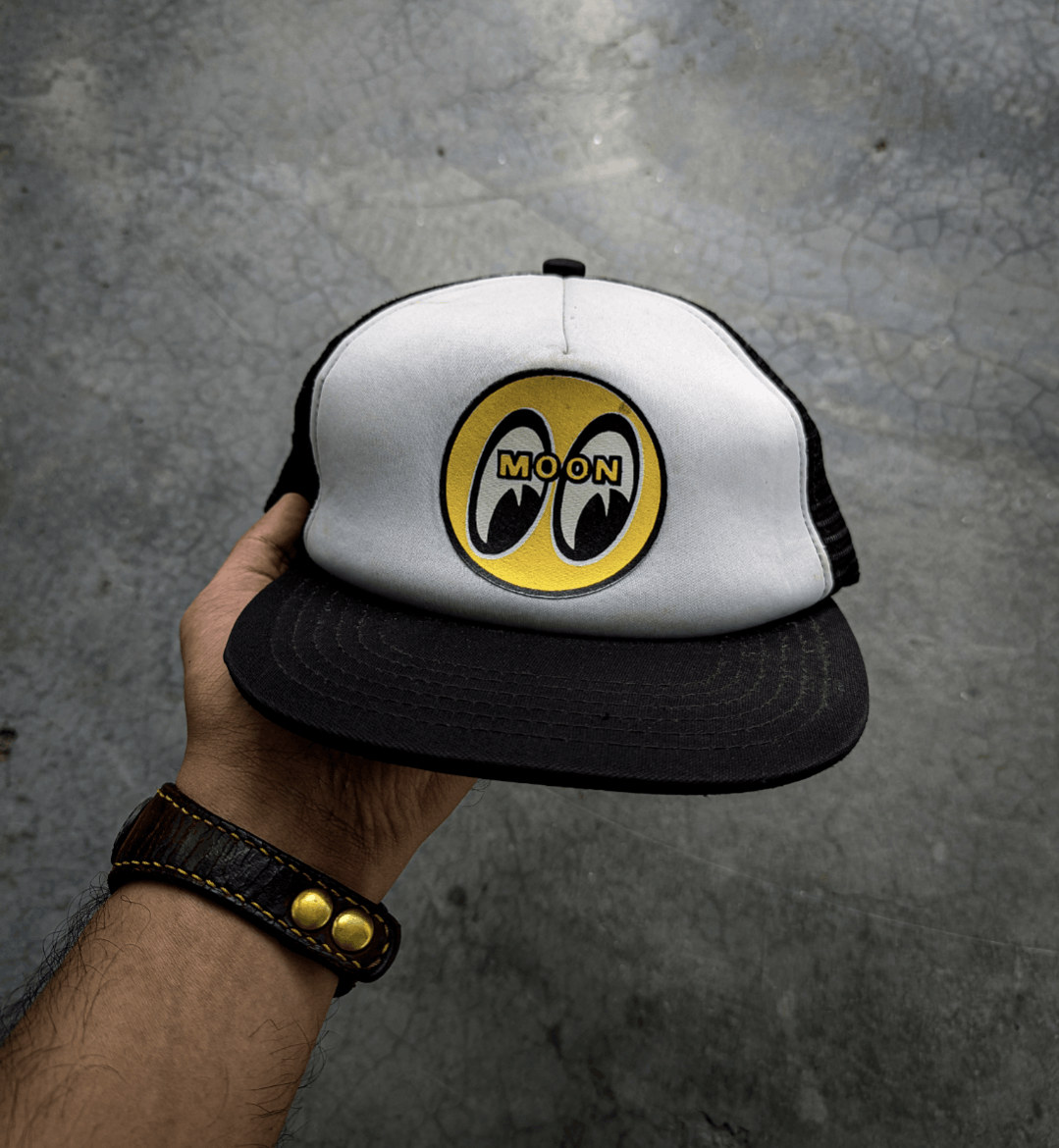 Vintage Vintage Mooneyes Trucker Hat Size ONE SIZE - 1 Thumbnail