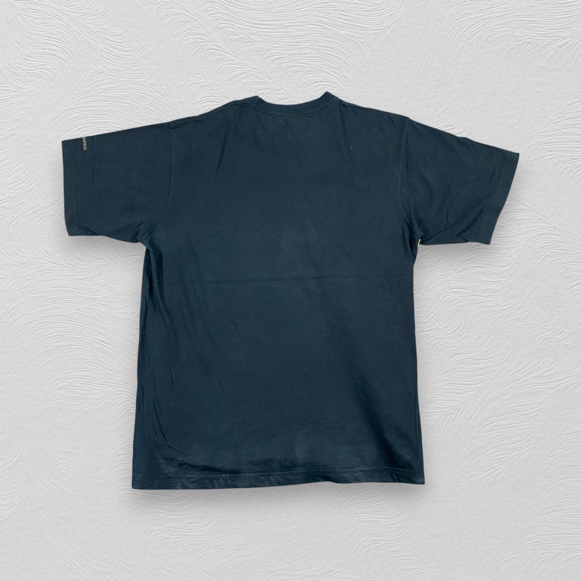 Jim Thompson Vintage Jim Thompson Logo Art Design Printed TShirt D048 Size US L / EU 52-54 / 3 - 2 Thumbnail