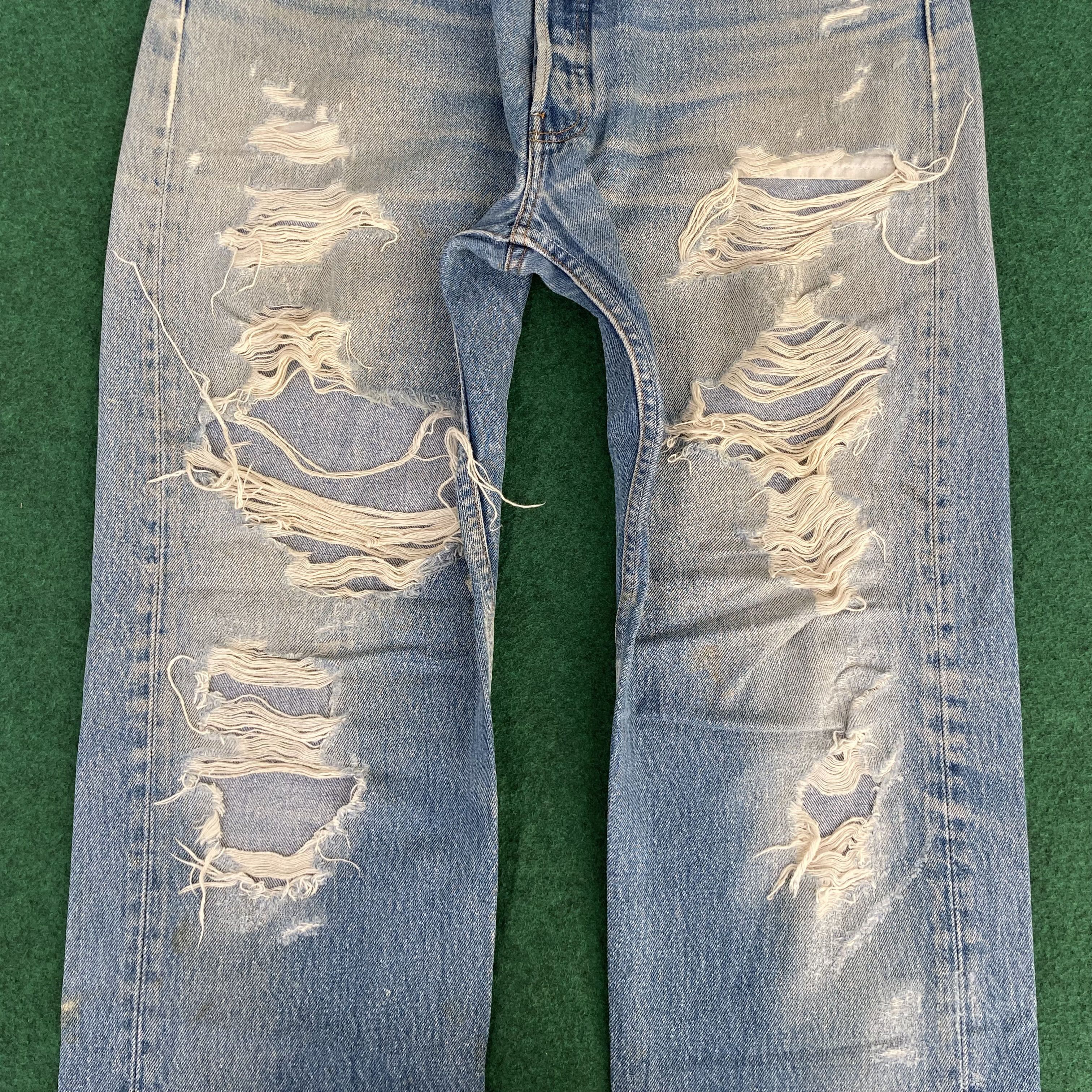 Levi's × Vintage 35x32 Vtg Levis 501 Faded Blue Ripped Punk Grunge Jeans Size US 35 - 7 Thumbnail