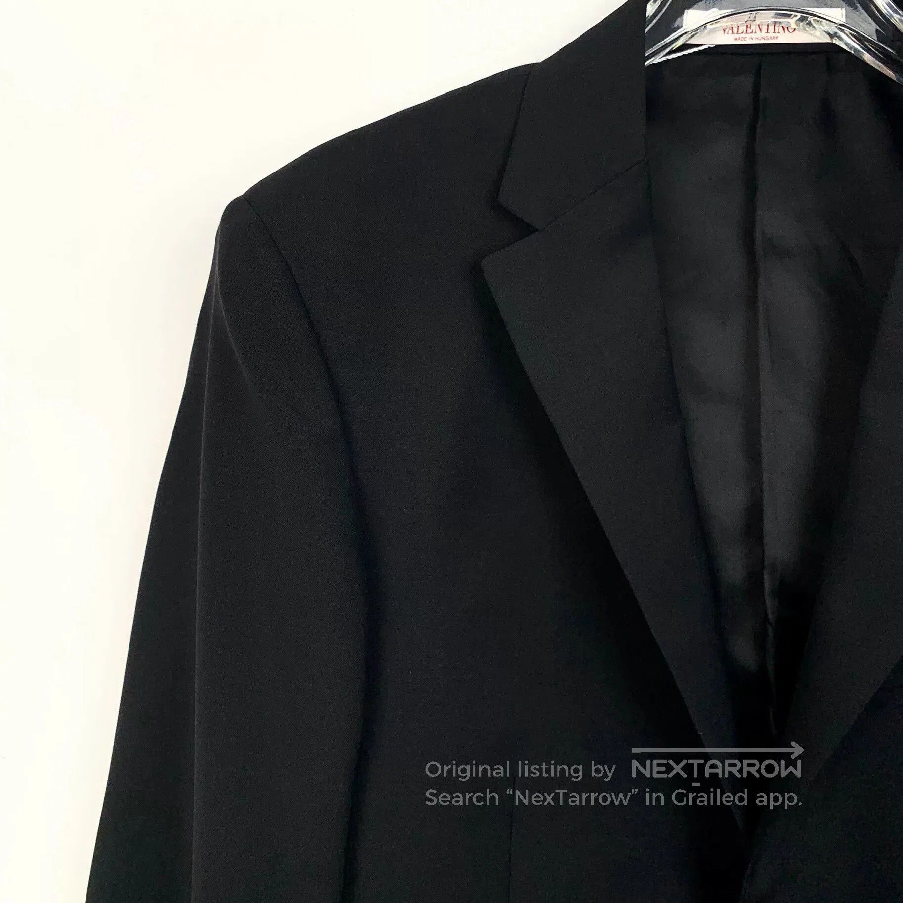 Valentino Valentino Black Collared Long-Sleeve Blazer. Size US S / EU 44-46 / 1 - 3 Thumbnail