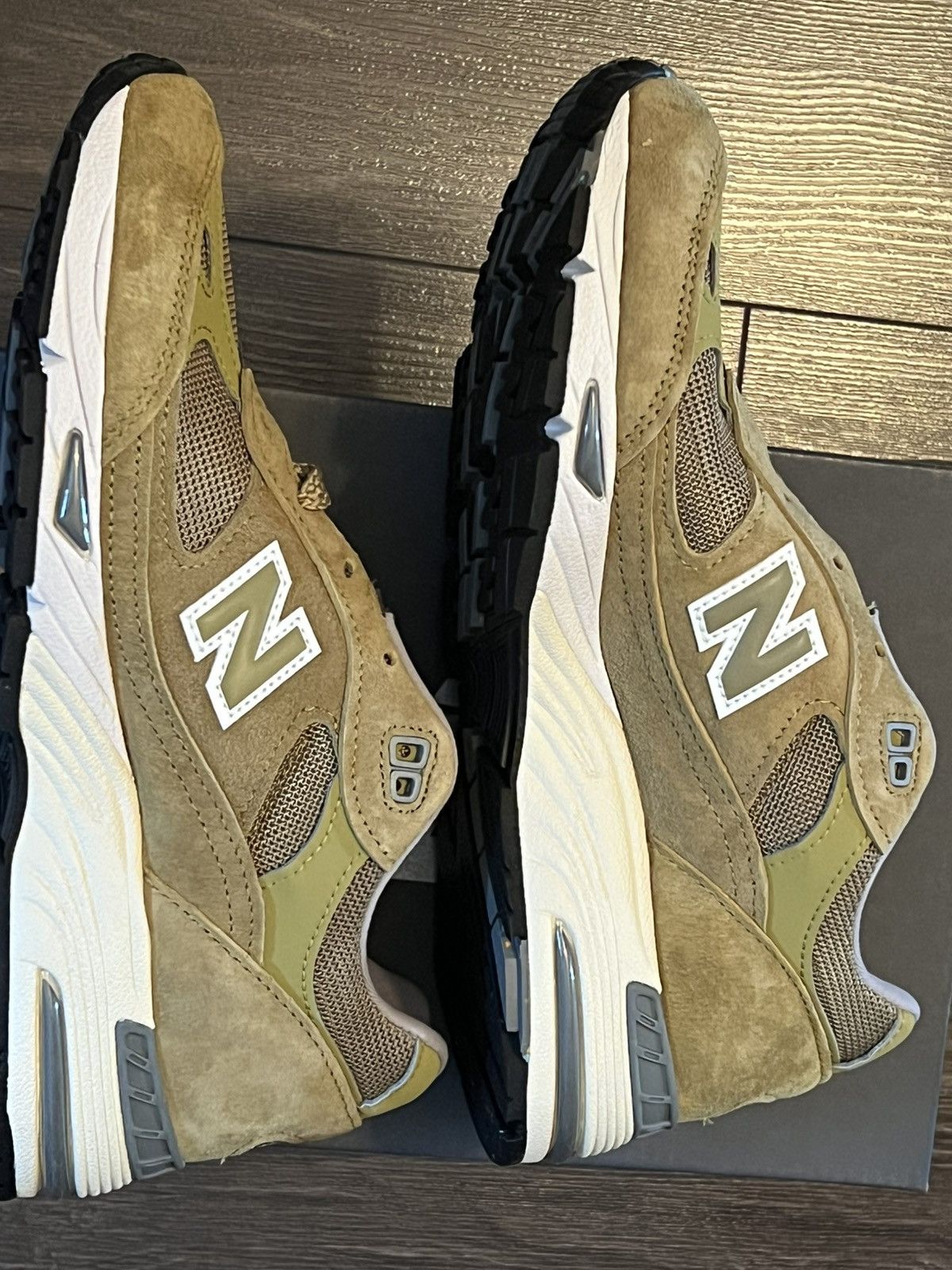 New Balance New Balance 991 Made In England Green Moss 7.5US W Size US 7.5 / IT 37.5 - 6 Thumbnail
