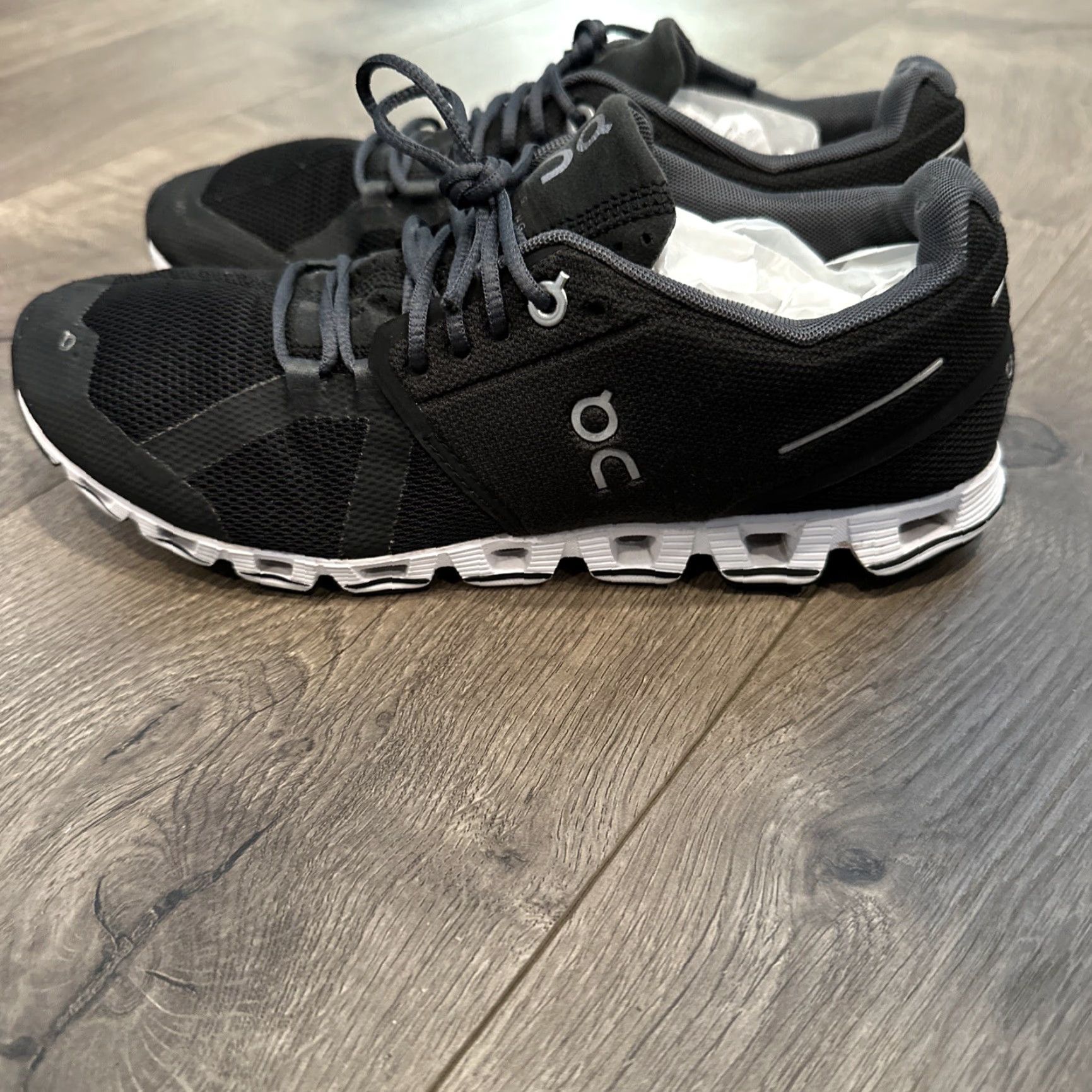 Vintage On Cloud 5 Sneaker Women's US 7.5 Black Athletic Running Shoes Womens Size US 7.5 / IT 37.5 - 3 Thumbnail