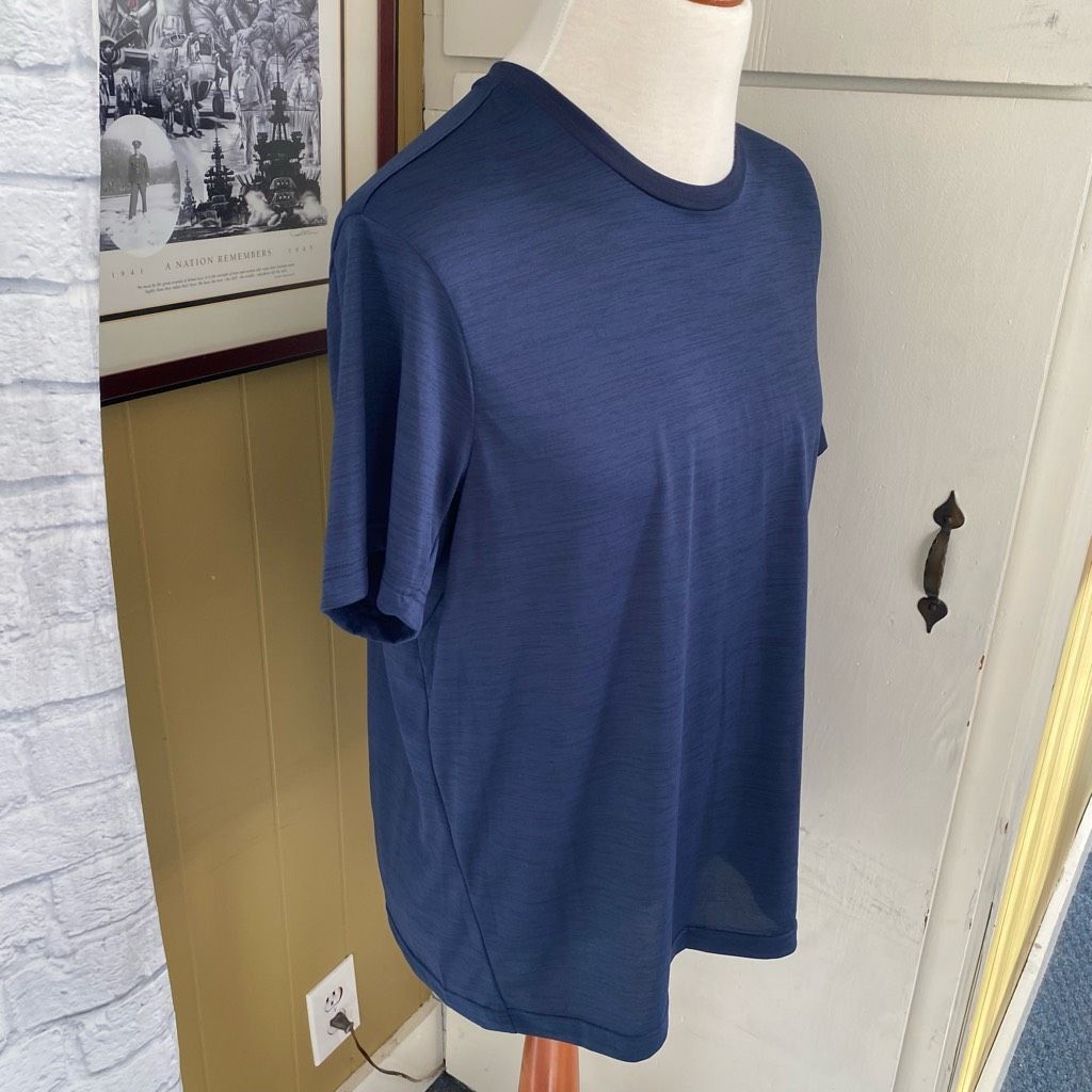 Tek Gear Tek gear dry Tek men XL short sleeve Crewneck activewear wor Size US XL / EU 56 / 4 - 2 Thumbnail