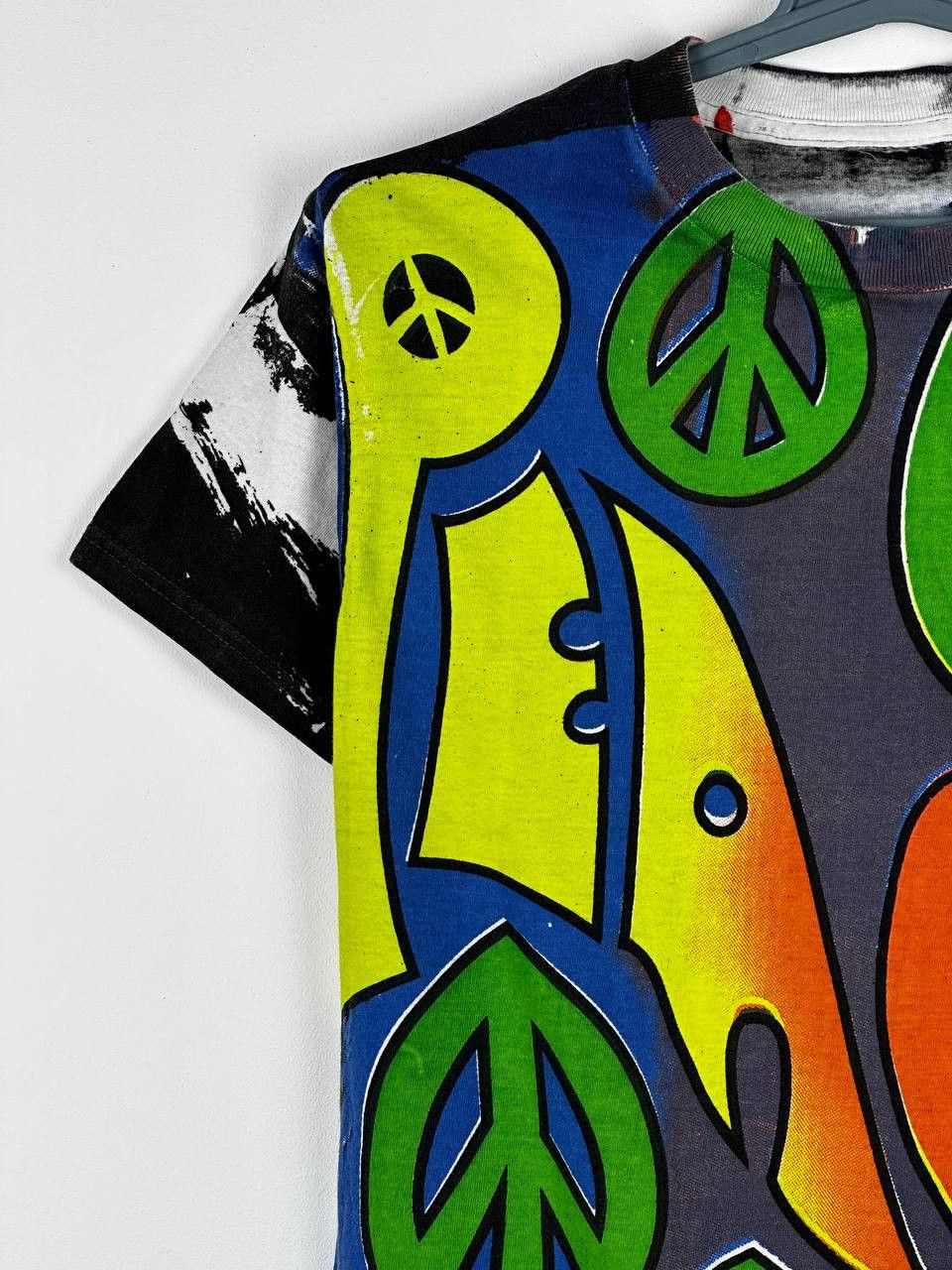 Vintage Vintage 90s Peace Hippie Tie Dye AOP T shirt M Size US M / EU 48-50 / 2 - 4 Thumbnail