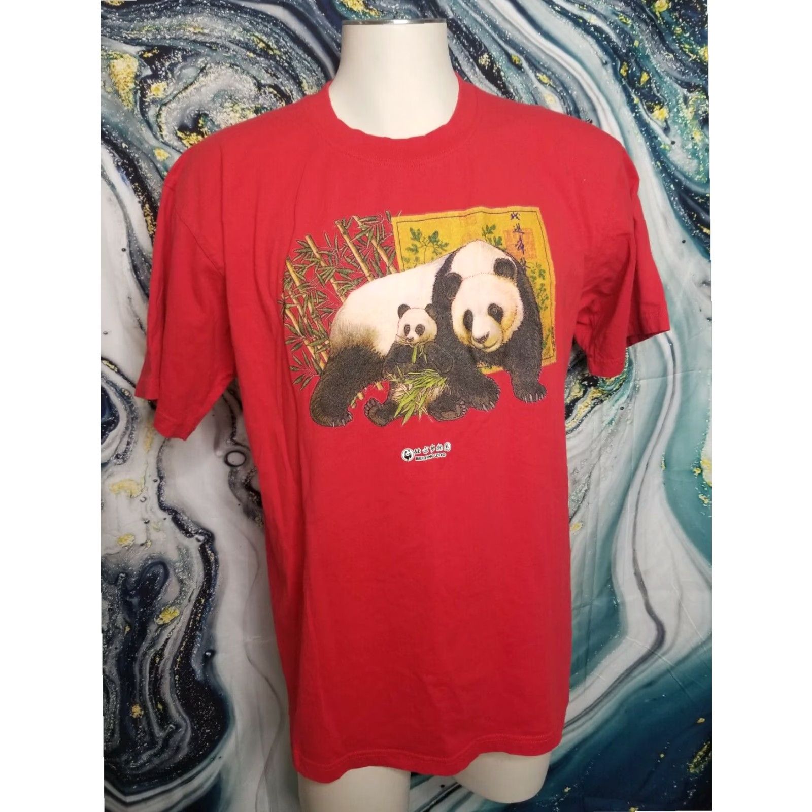 Vintage VINTAGE Beijing Olympics Mens XL Red Panda Bear Graphic T Shirt Size US XL / EU 56 / 4 - 2 Thumbnail