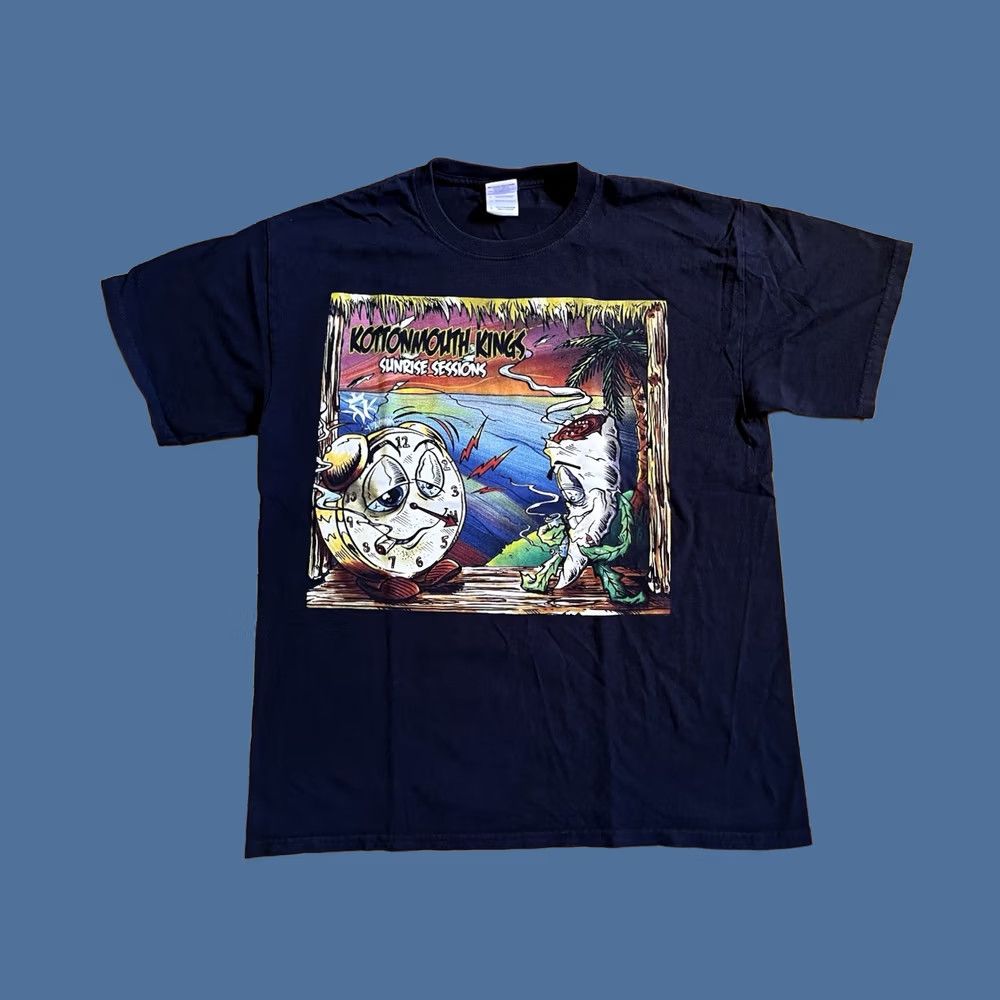 Gildan Kottonmouth Kings Sunrise Sessions Tour Shirt Men’s Large Black T-Shirt Graphic Print Short Sleeve Crew Neck Logo Vintage: No Size US L / EU 52-54 / 3 - 1 Thumbnail