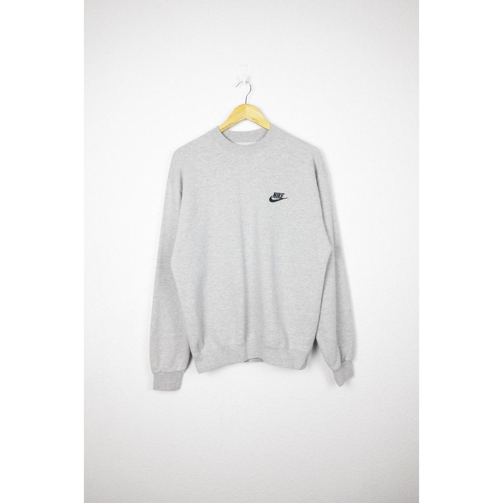 Nike × Vintage Vintage Nike Swoosh Logo Basic Crew Sweatshirt Size US S / EU 44-46 / 1 - 1 Thumbnail