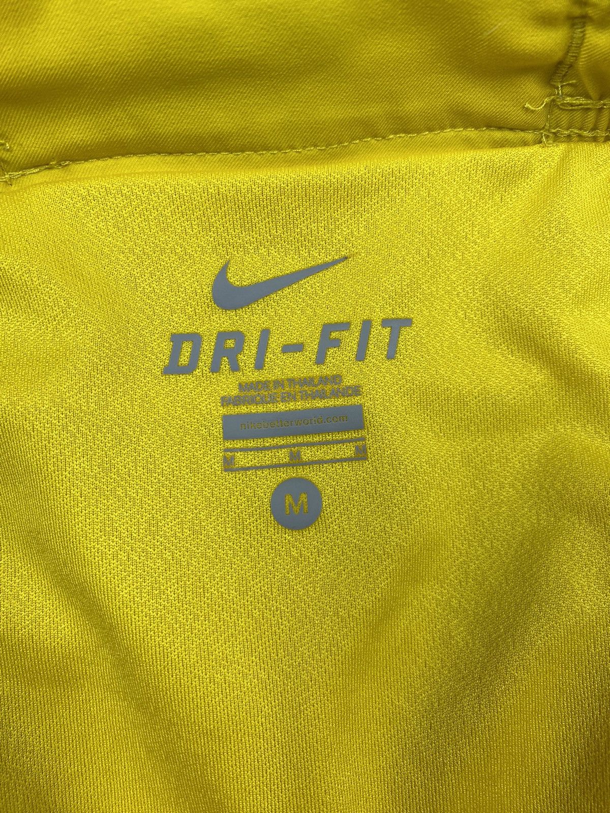 Nike Nike Barcelona FC Soccer Jersey Shorts Size M Size US 32 / EU 48 - 9 Thumbnail