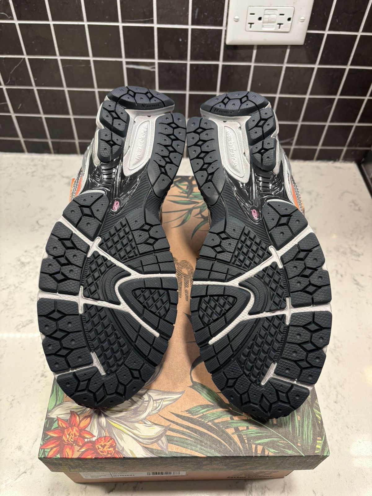 New Balance × Salehe Bembury New Balance x Salehe Bembury 1906R Size US 10 / EU 43 - 6 Thumbnail