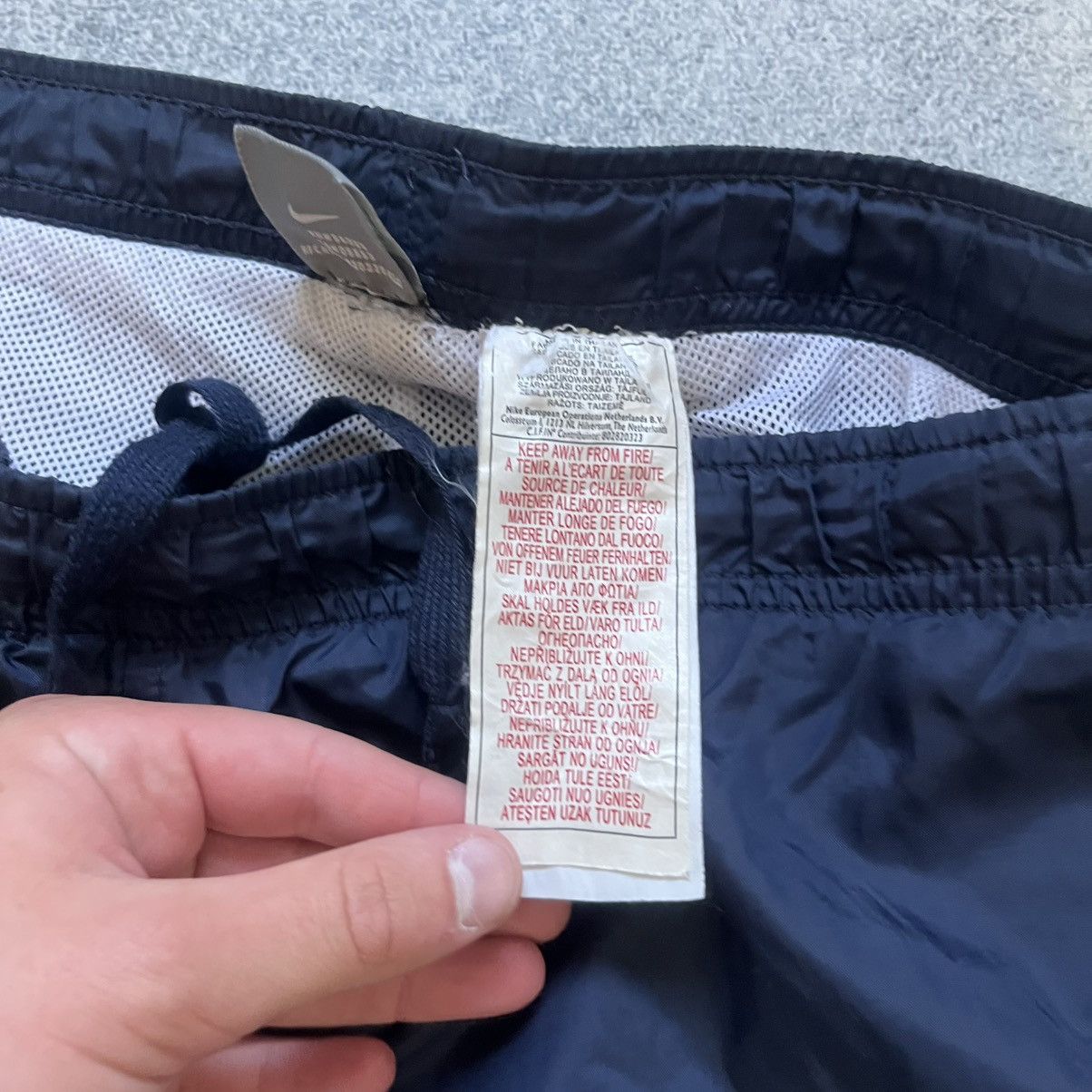 Nike Vintage Nike Track Pants Nylon Drill Y2K Style Size US 30 / EU 46 - 9 Thumbnail