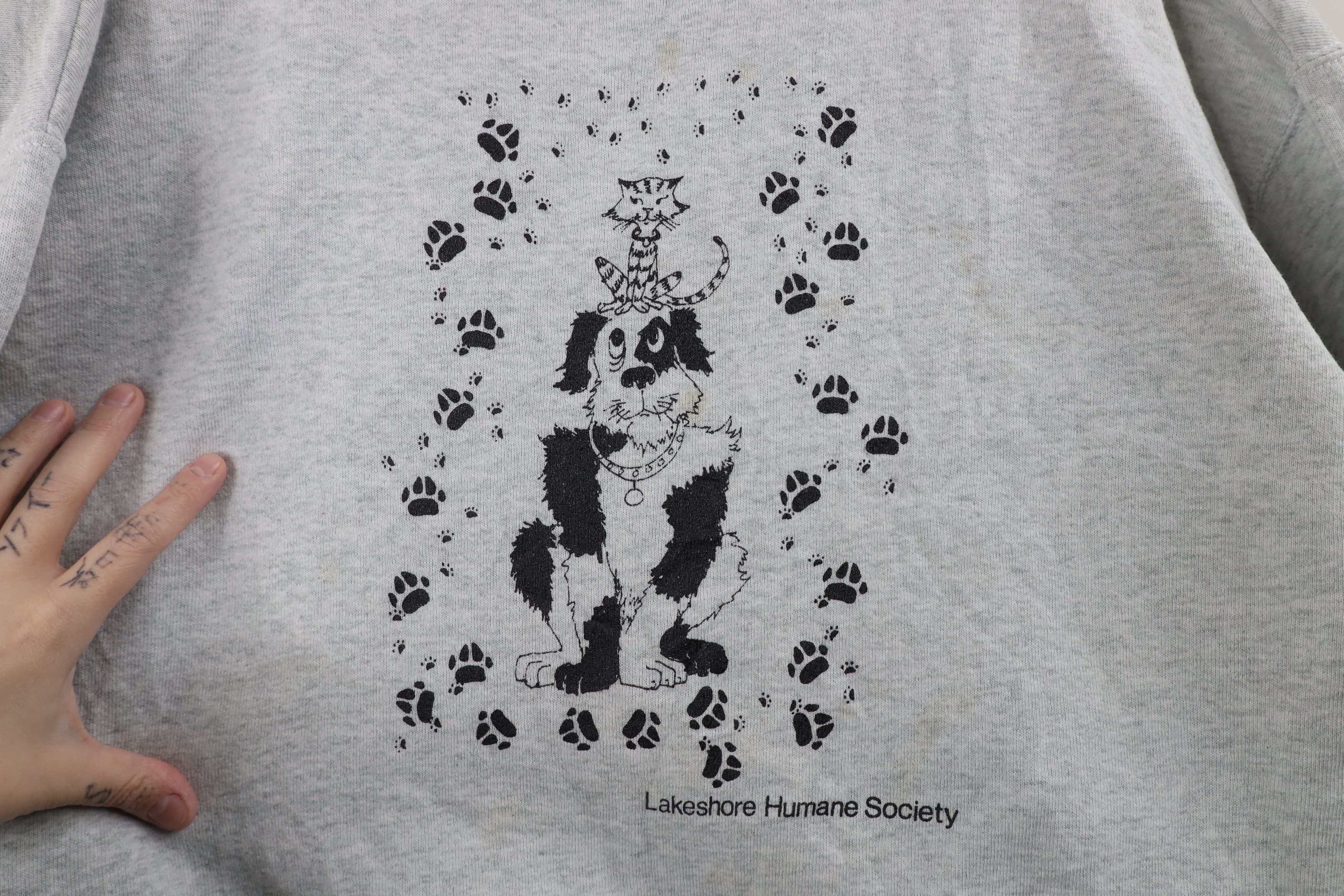 Vintage Vintage 90s Streetwear Humane Society Cat Dog Sweatshirt Size US XL / EU 56 / 4 - 4 Thumbnail