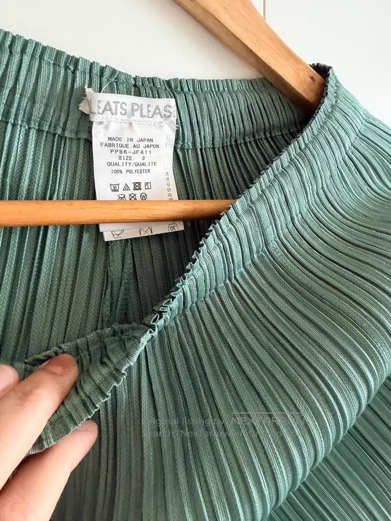 Issey Miyake Issey Miyake size:3 Green Ruched Trousers Size 31" - 2 Thumbnail