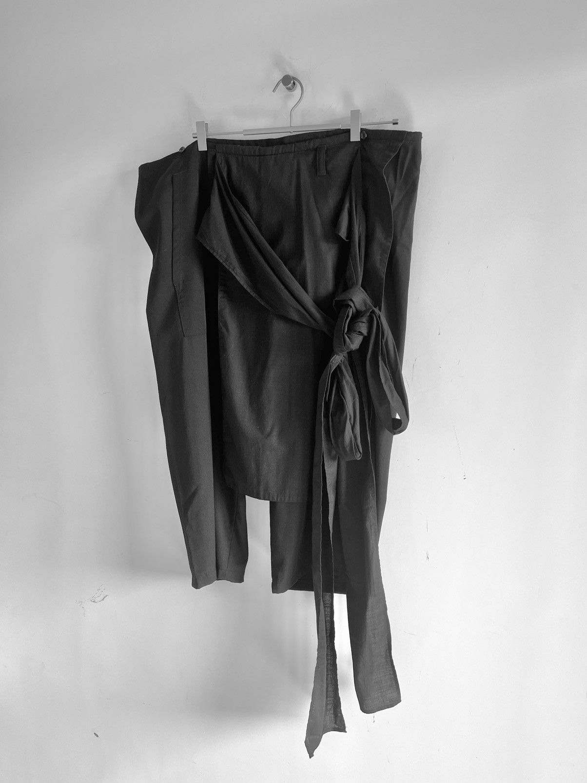 Yohji Yamamoto Yohji Yamamoto Pour Homme - W/GABARDINE Waist Wrap Pants Size US 30 / EU 46 - 3 Thumbnail