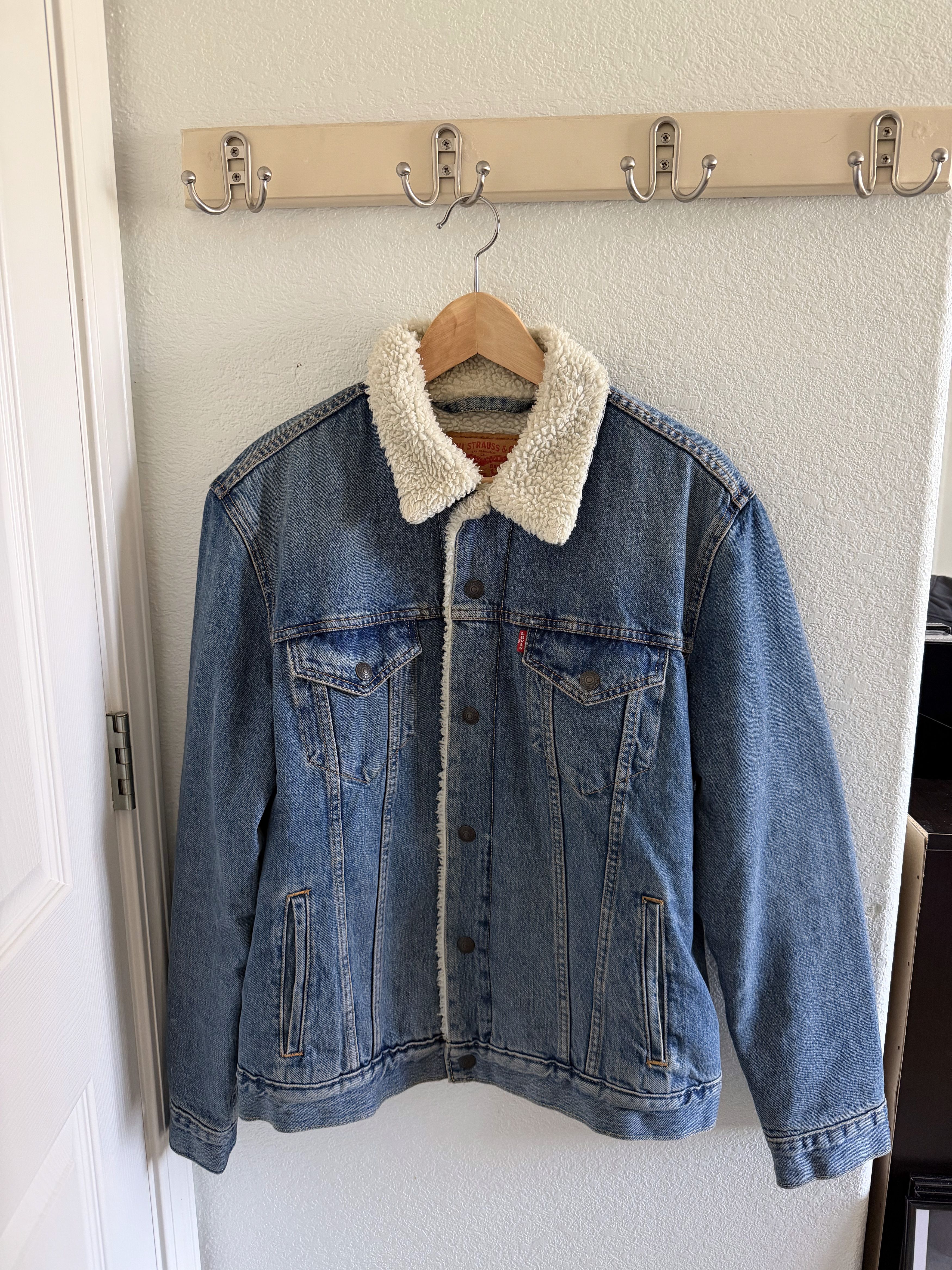 Levi's Classic Levi’s Type III Sherpa Trucker Jacket Size US M / EU 48-50 / 2 - 1 Thumbnail
