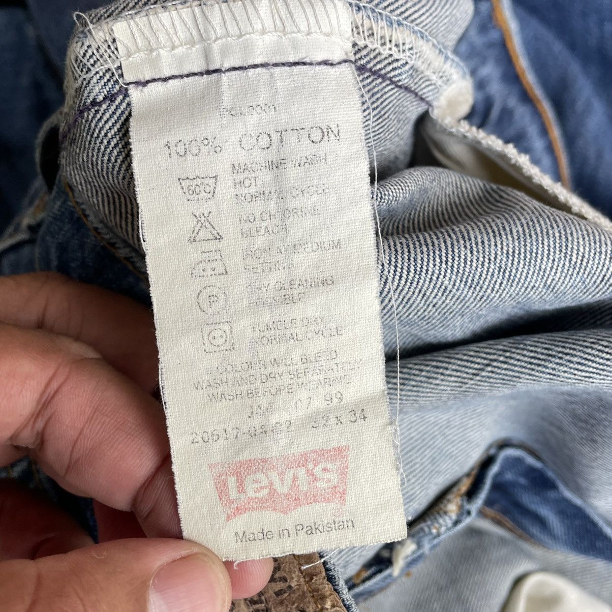 Levi's Vintage Clothing 🔥Vintage Levis 617 Orange Tab Stoned Washed Distress Jeans Size US 31 - 16 Thumbnail