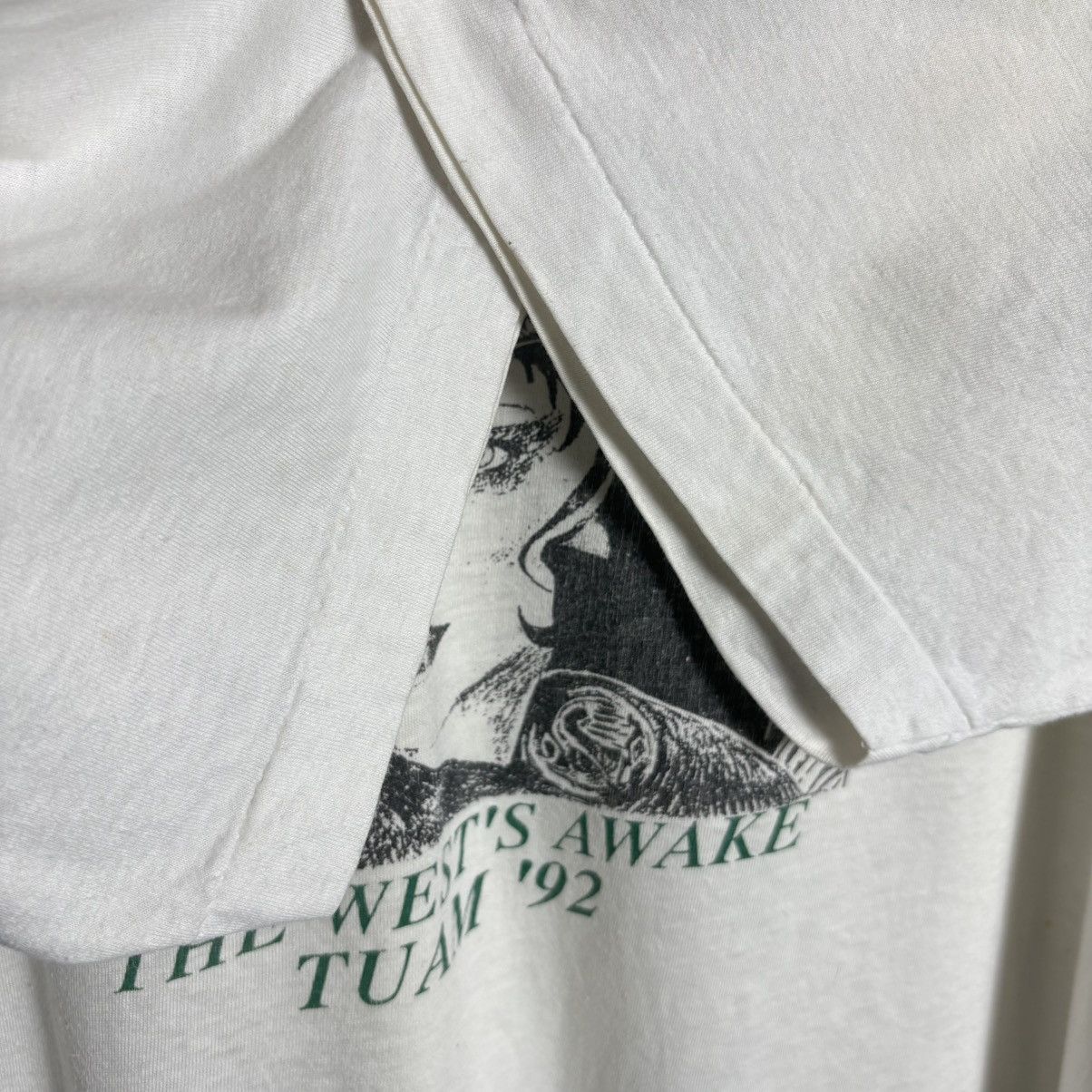 Vintage Vintage 90s Medb Gateway The West’s Awake Tuam Graphic Tee Size US L / EU 52-54 / 3 - 4 Thumbnail