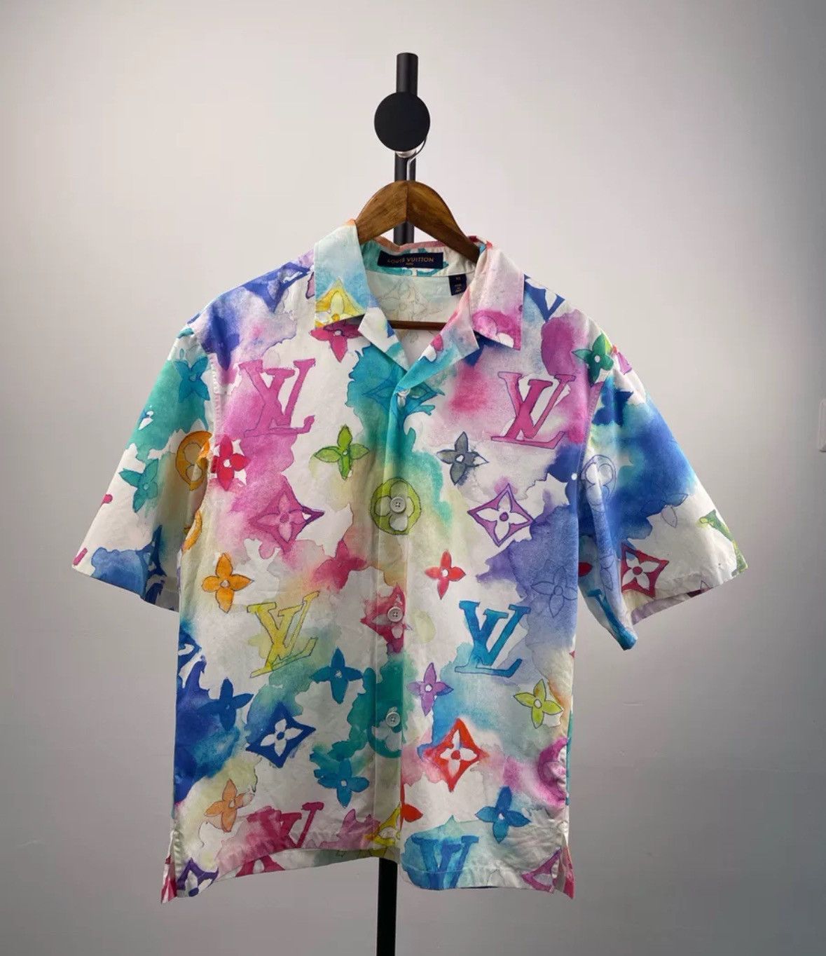 Louis Vuitton Louis Vuitton Colorful ink full logo short sleeved shirt Size US XS / EU 42 / 0 - 4 Thumbnail