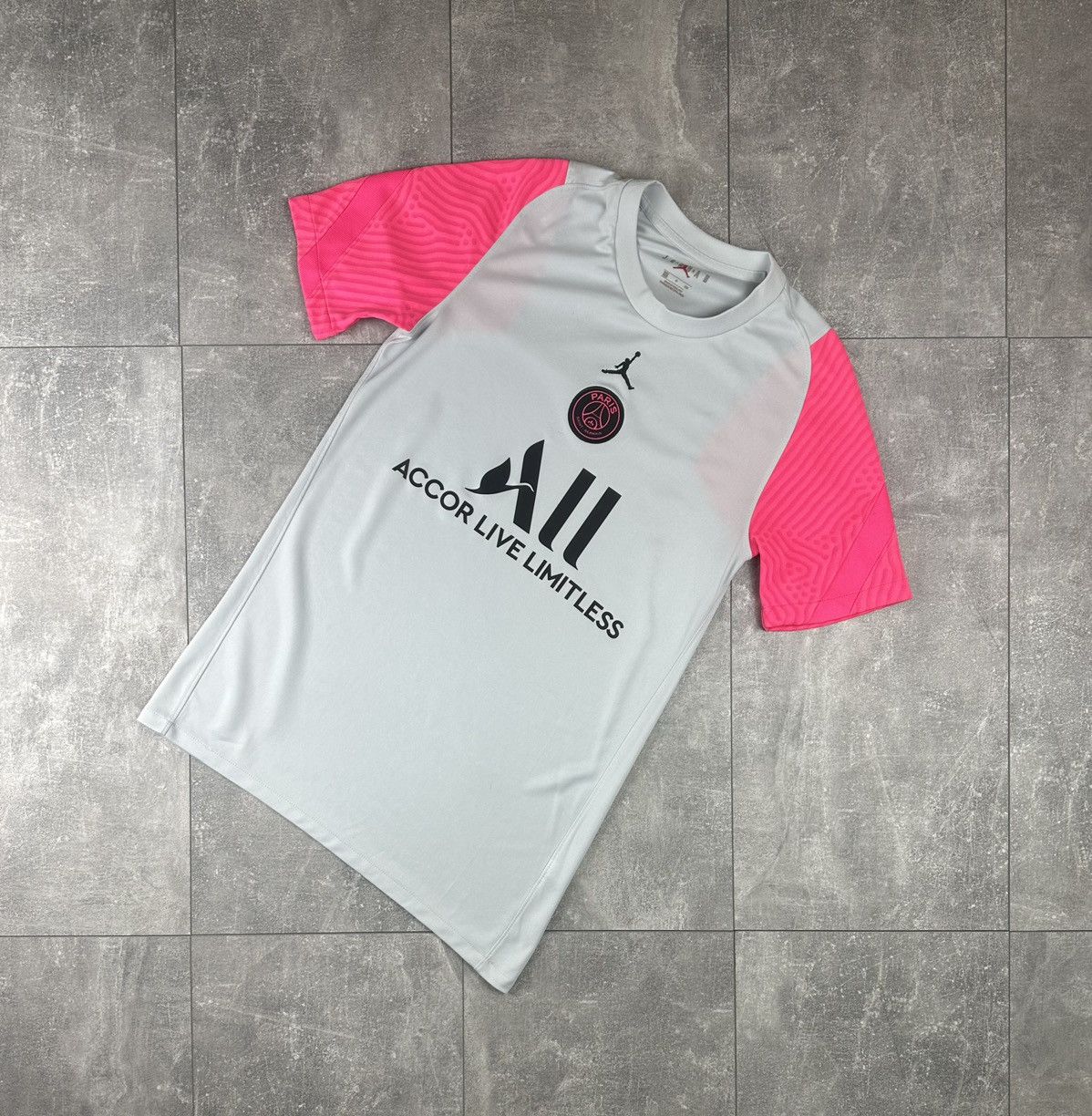 Jordan Brand Jordan Paris Saint Germain 2021/22 Training Soccer Jersey Size US S / EU 44-46 / 1 - 1 Thumbnail