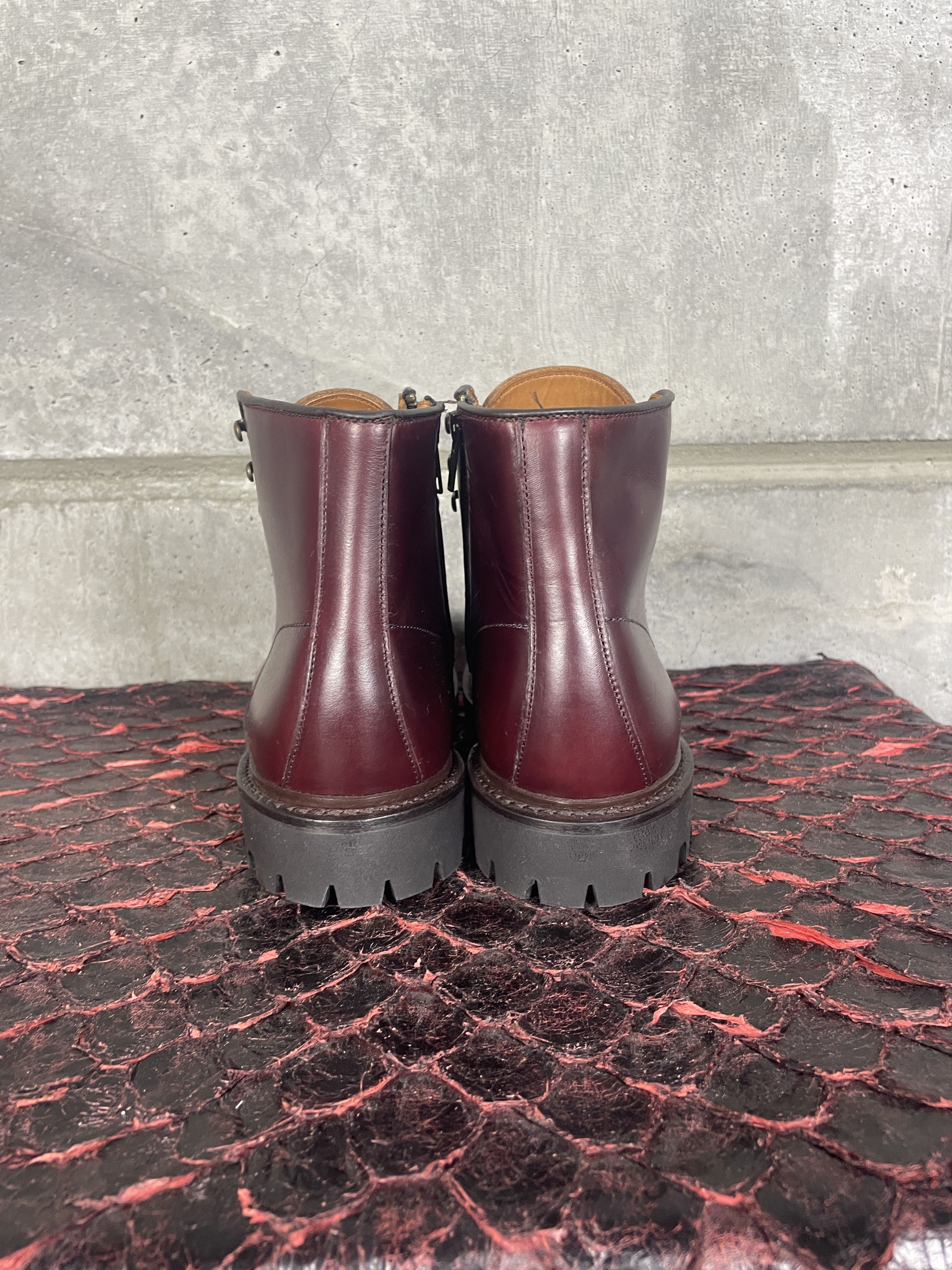 Allen Edmonds Allen Edmonds Leather Higgins Mill Zip Boot with Lug Sole Size US 9.5 / EU 42-43 - 4 Thumbnail