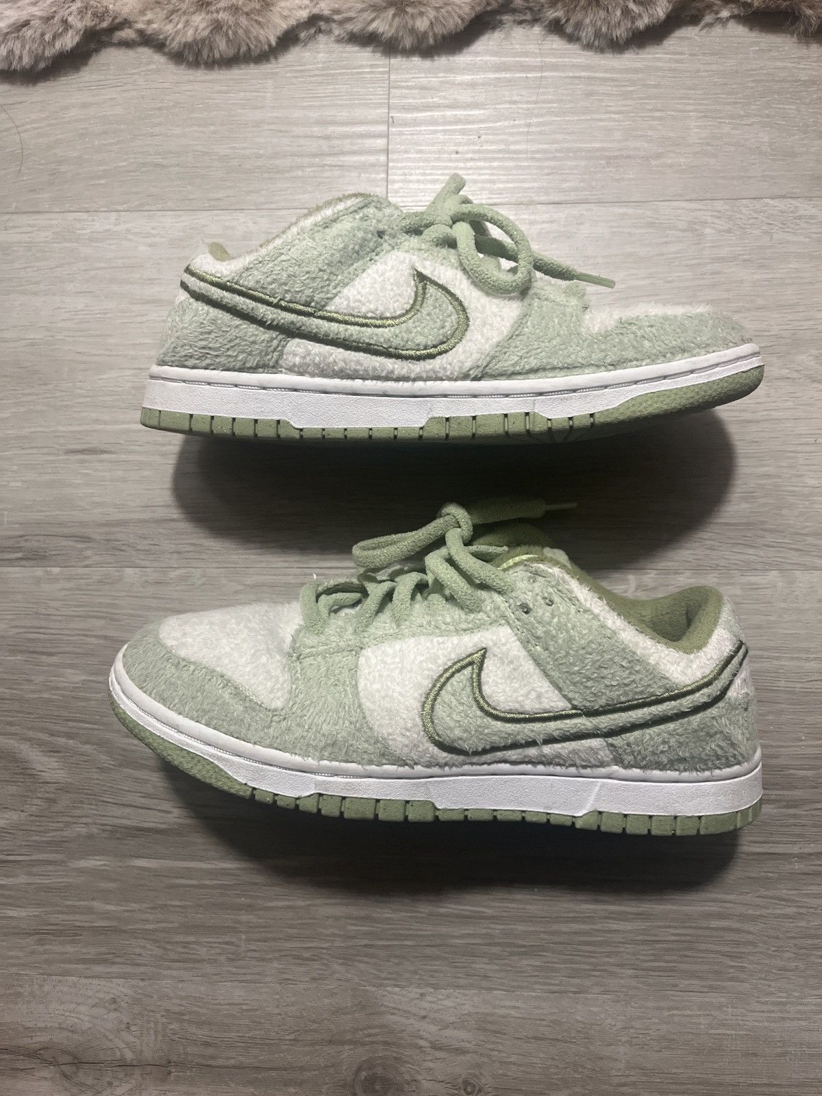 Nike Nike Low Dunk Fleece Honeydew Size US 6 / IT 36 - 1 Thumbnail