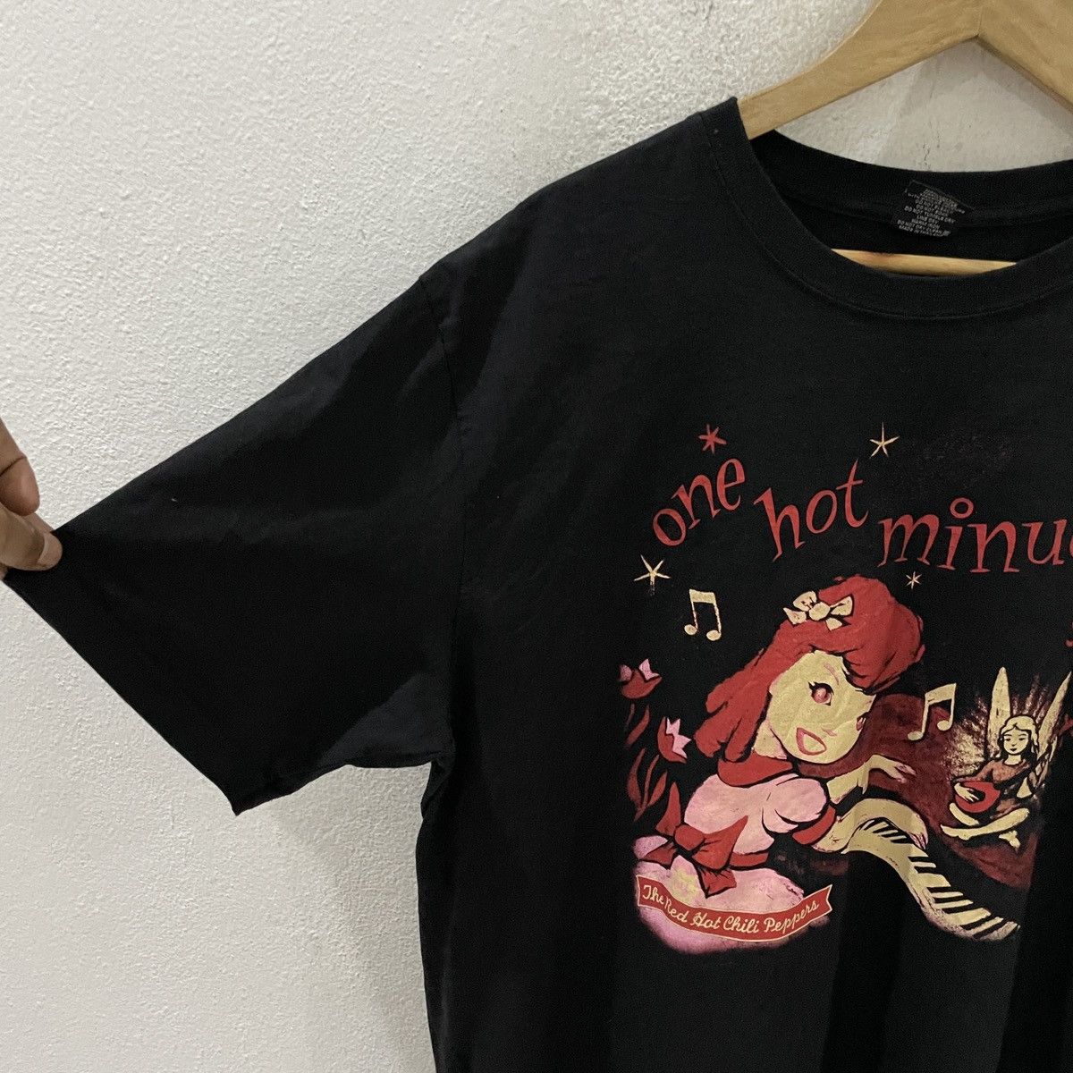 Band Tees Vintage Y2k Red Hot Chilli Papper One Hot Minutes Band Tee Size US L / EU 52-54 / 3 - 2 Thumbnail