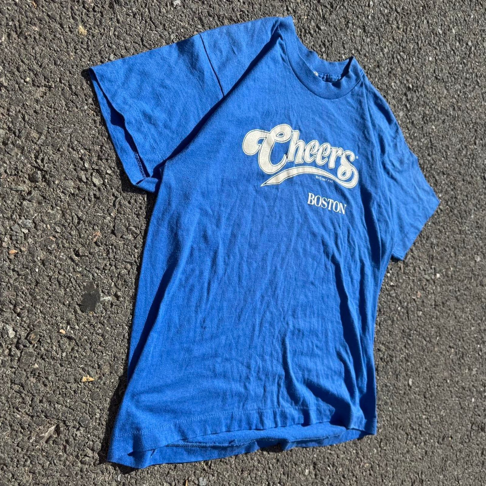 Fruit Of The Loom Vintage 1987 Cheers TV Show T-Shirt – Size Large Size US L / EU 52-54 / 3 - 2 Thumbnail