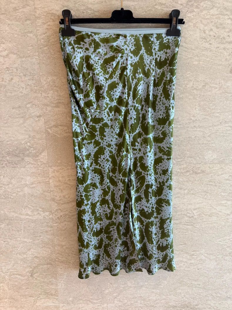 Dries Van Noten DRIES VAN NOTEN size:36 Green printed skirt Size 30" / US 8 / IT 44 - 7 Thumbnail