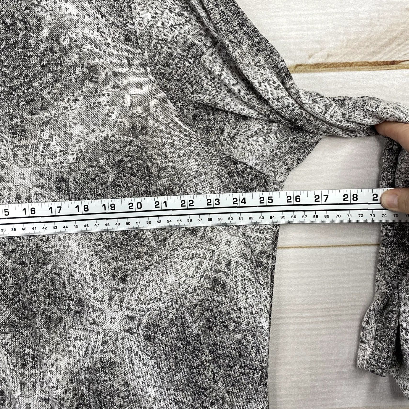 Vintage Fred David Tunic Womens 3X Black White Tie V Neck Fleece Knit Strech Relaxed Size XXL / US 16-18 / IT 52-54 - 5 Thumbnail