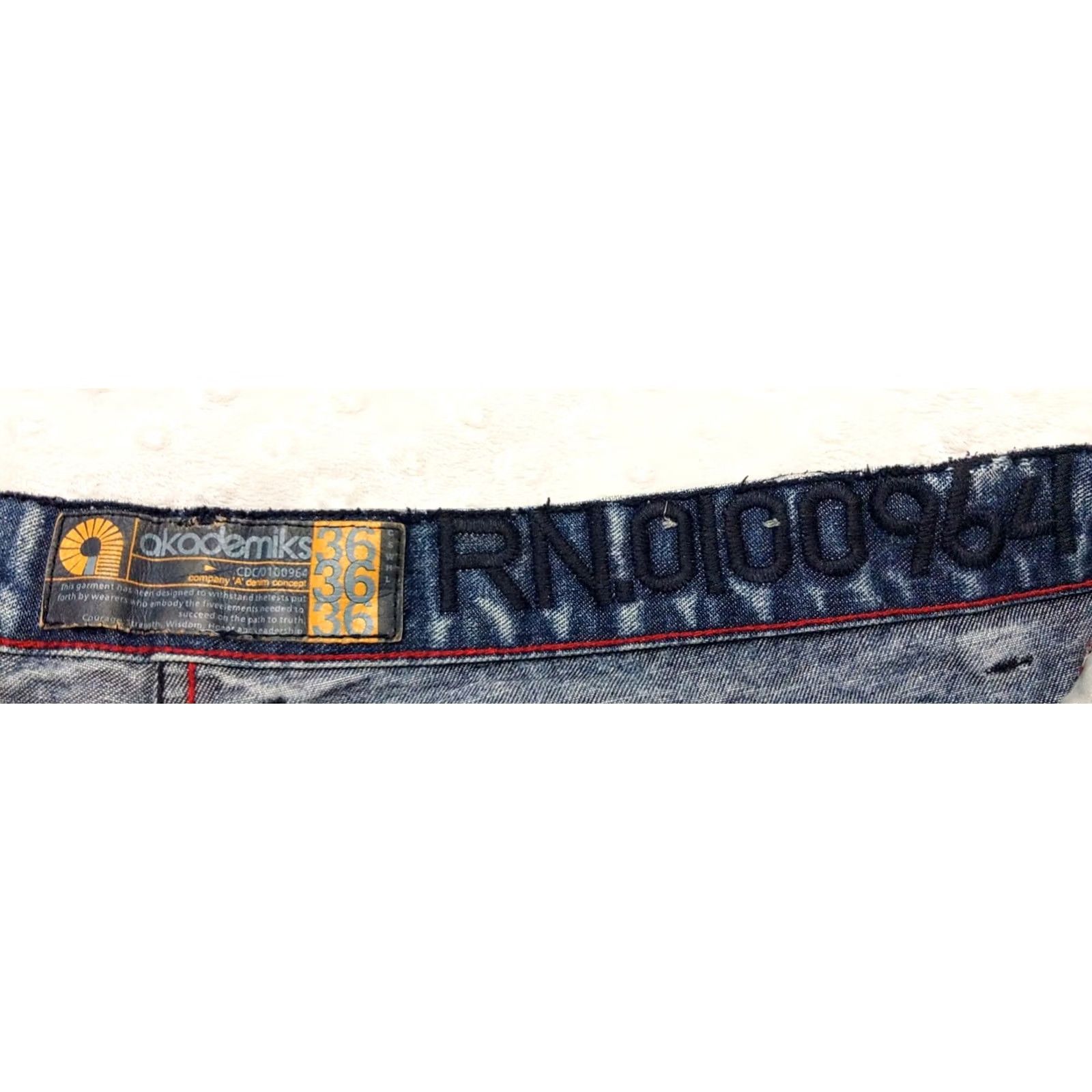 Akademiks VINTAGE Akademiks Baggy Jeans Bermuda Shorts 36 Blue Denim Hip Hop 90s Mens Casual Distressed Embroidered Logo Pocket 5-Pocket Rise High Size US 36 / EU 52 - 7 Thumbnail