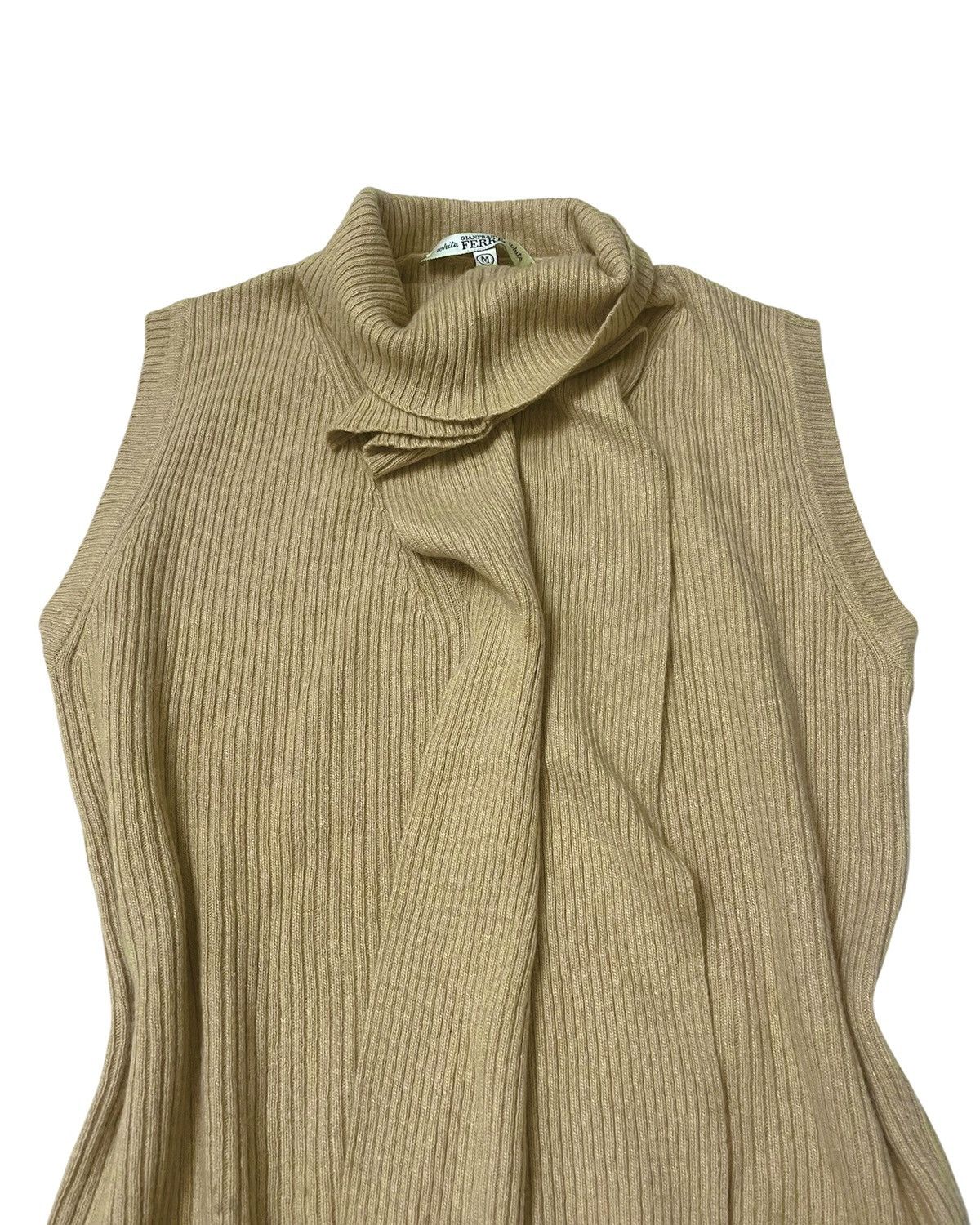 Gianfranco Ferre Gianfranco Ferre Y2K Asymmetrical Draped Sleeveless Knit Top Size M / US 6-8 / IT 42-44 - 7 Thumbnail