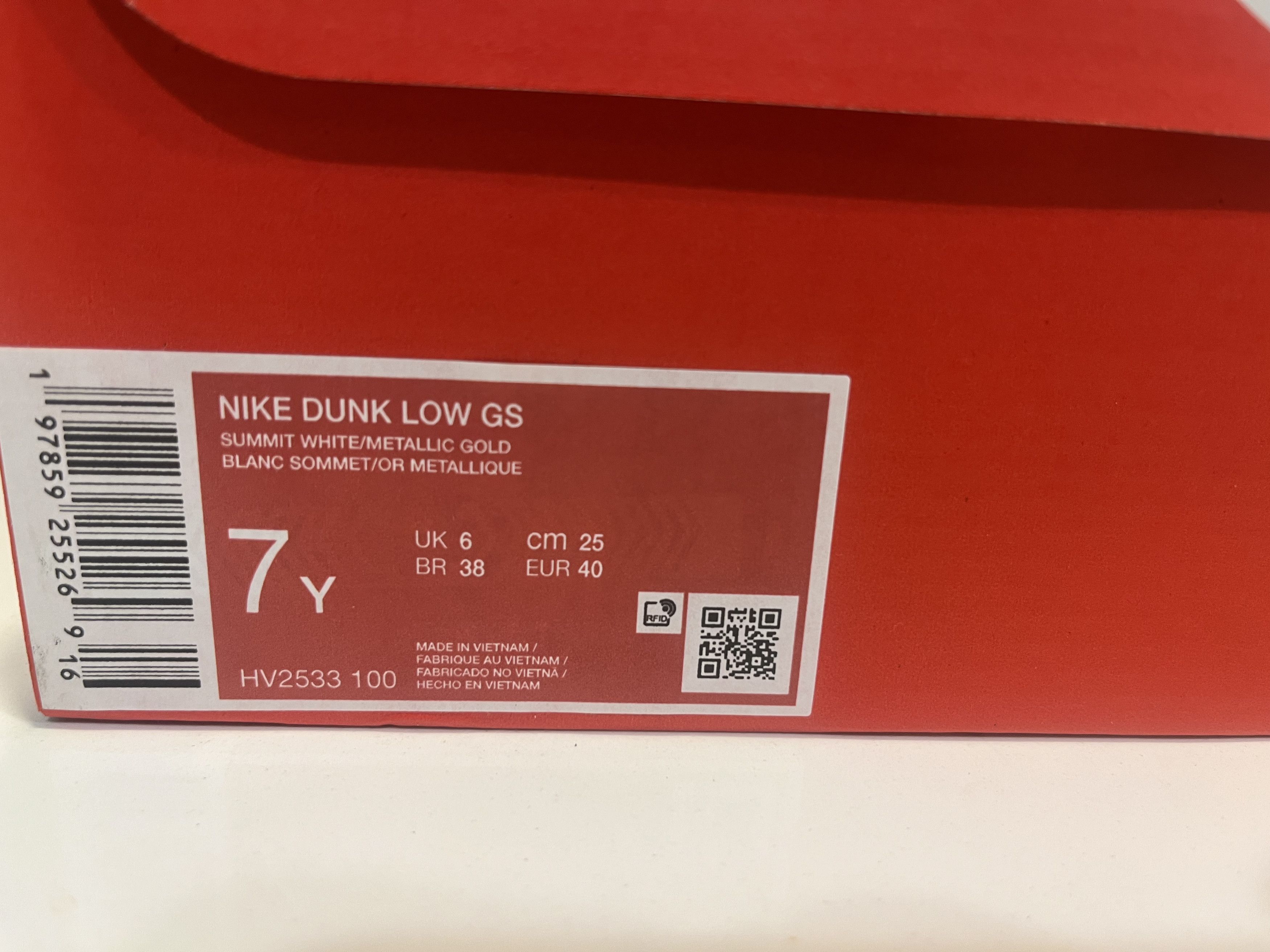 Nike Nike Dunk Low GS 7Y Summit white/ Metallic Gold Size US 7 / EU 40 - 7 Thumbnail