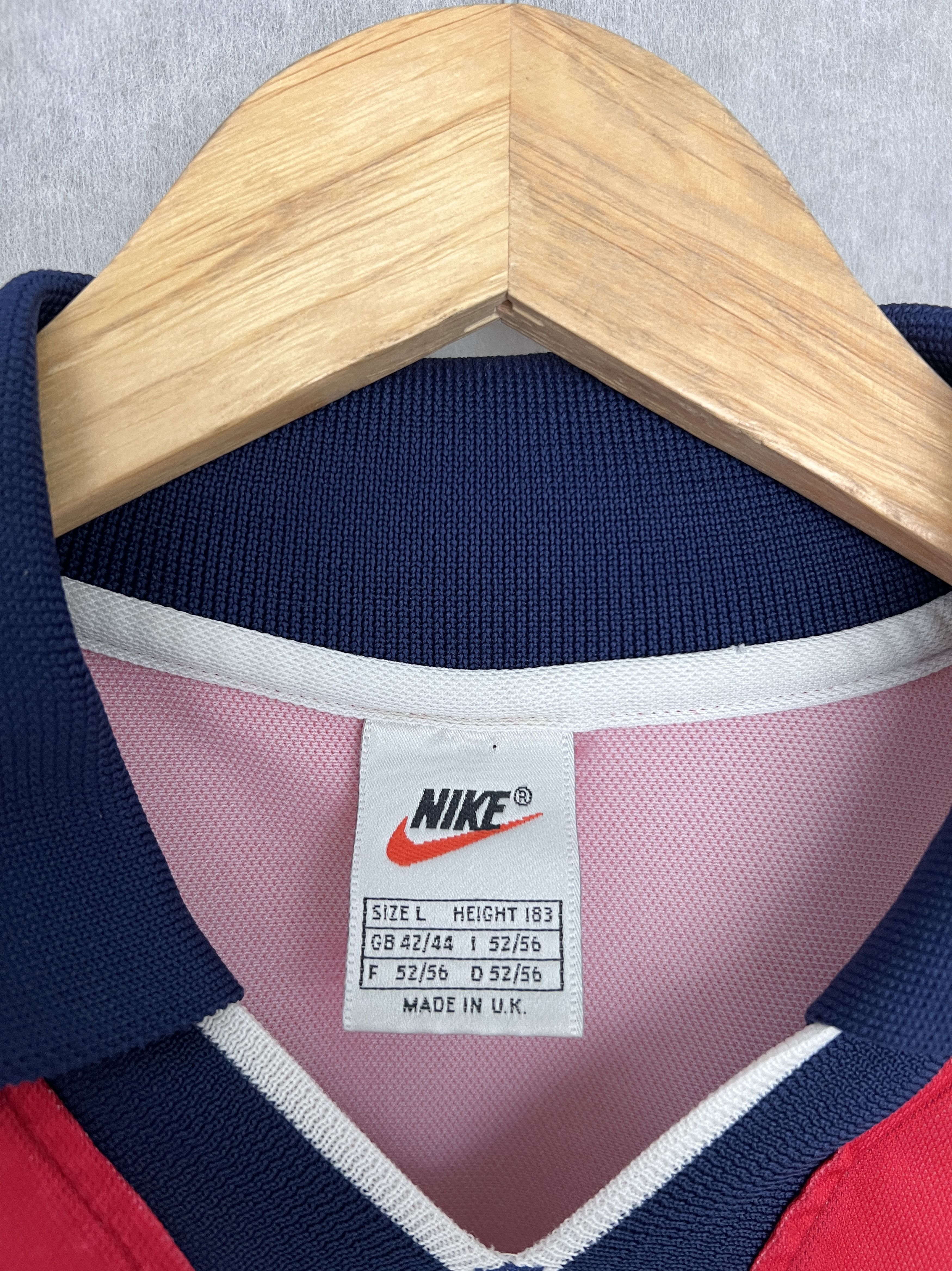 Nike Iconic! Nike FC PSG 1997 away football jersey archive kit L Size US L / EU 52-54 / 3 - 10 Thumbnail
