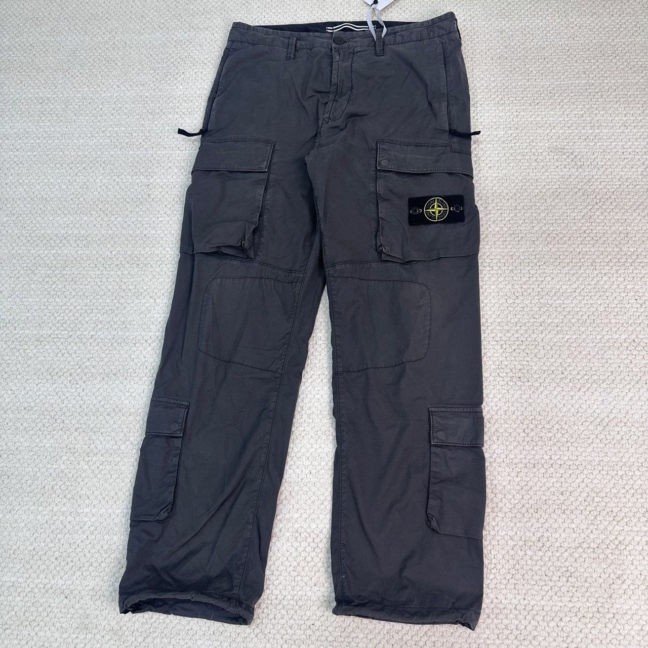 Stone Island stone island cargo pants size 32 Size US 32 / EU 48 - 1 Thumbnail