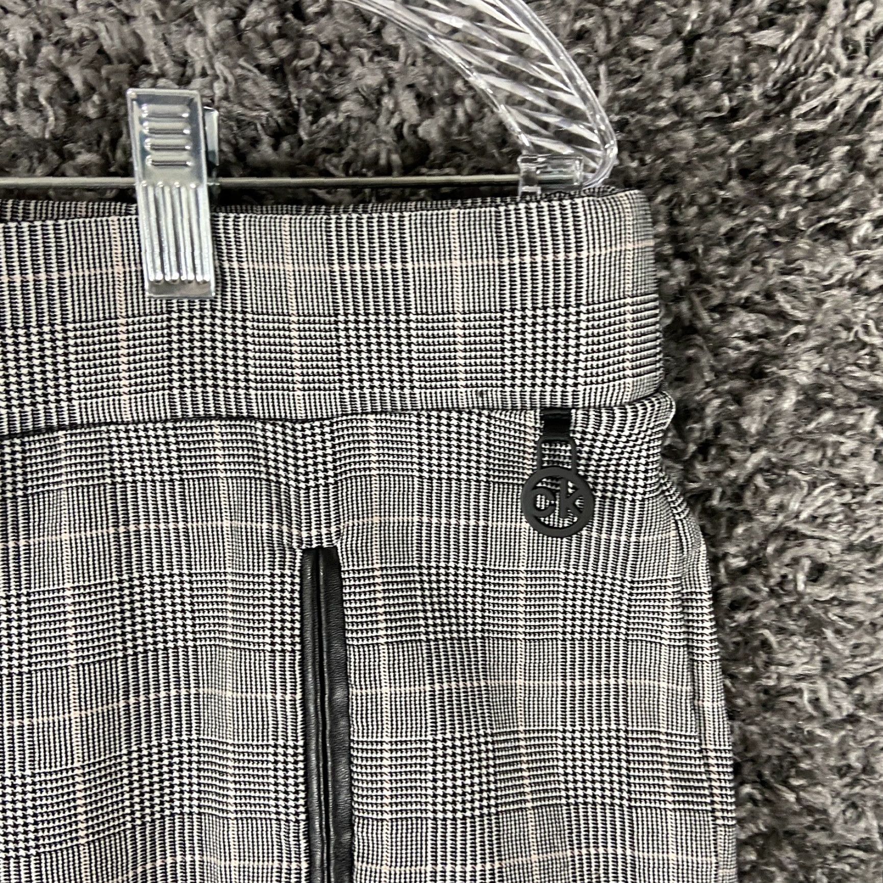 Calvin Klein Calvin Klein Pants Women Gray Plaid Skinny Dress Pants 16 Size 38" / US 16 / IT 52 - 3 Thumbnail