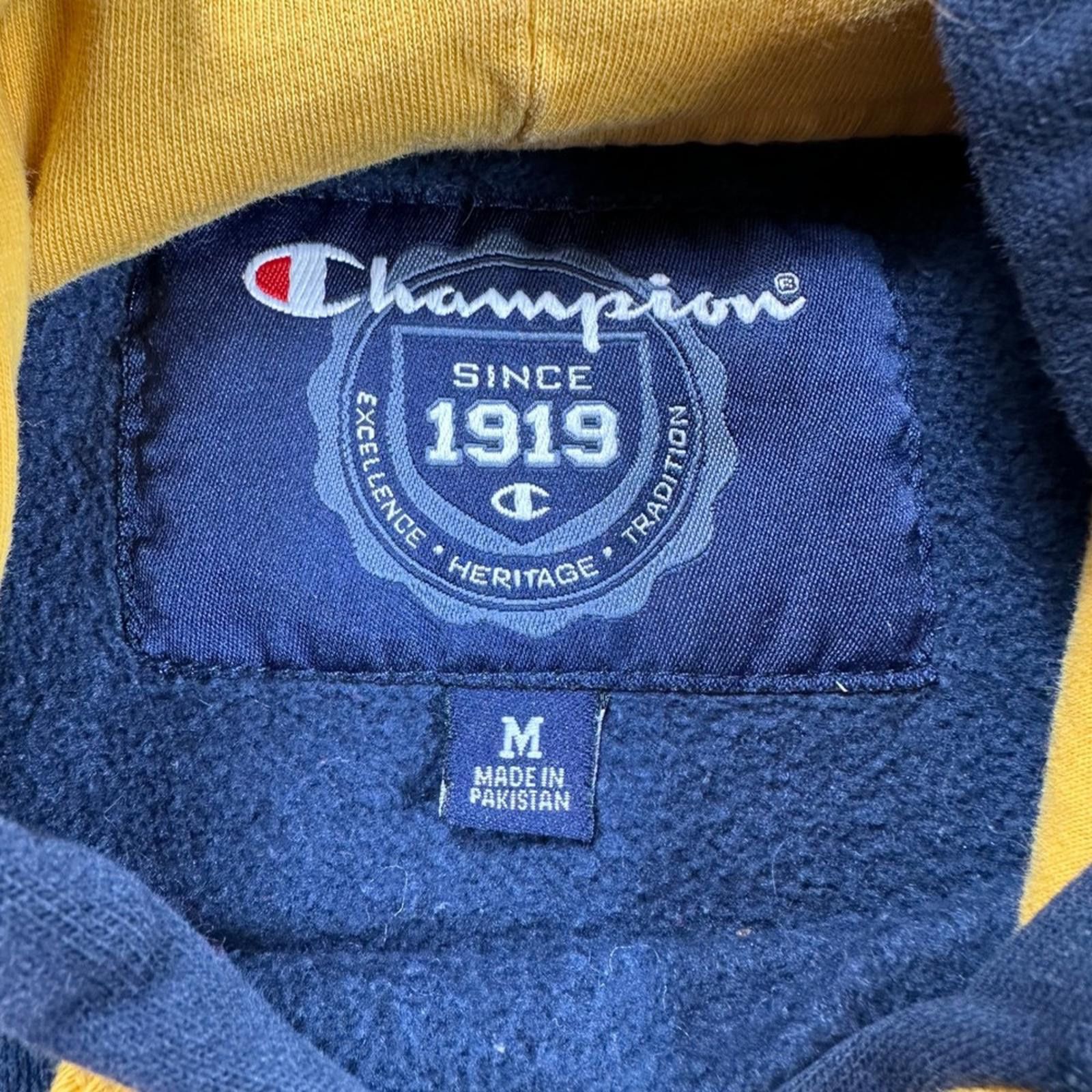 Champion Champion UMass Dartmouth Corsairs Navy Hoodie Sweatshirt Size US M / EU 48-50 / 2 - 4 Thumbnail