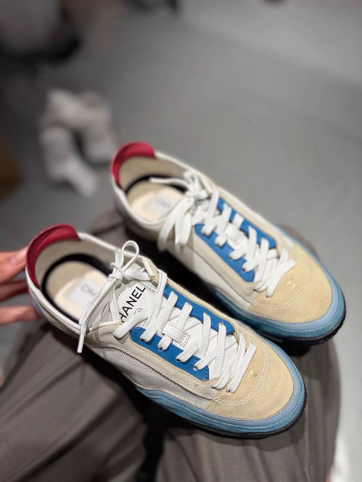 Chanel Chanel 23P Suede Colorblock Trainer 98 New 35.5 Size US 5 / IT 35 - 1 Thumbnail