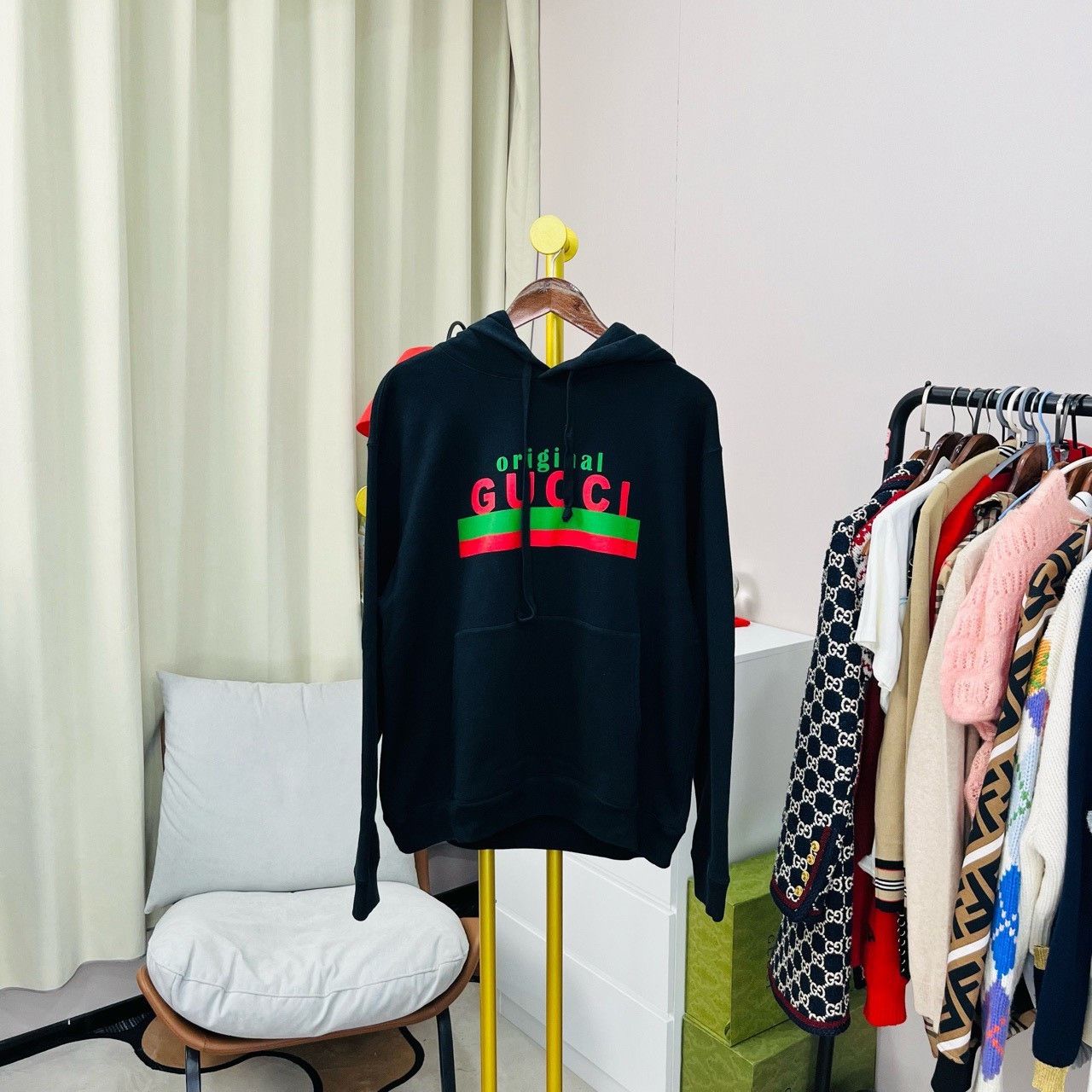Gucci Gucci Black red cuckold shirt 2501-Nextarrow Size US L / EU 52-54 / 3 - 1 Thumbnail