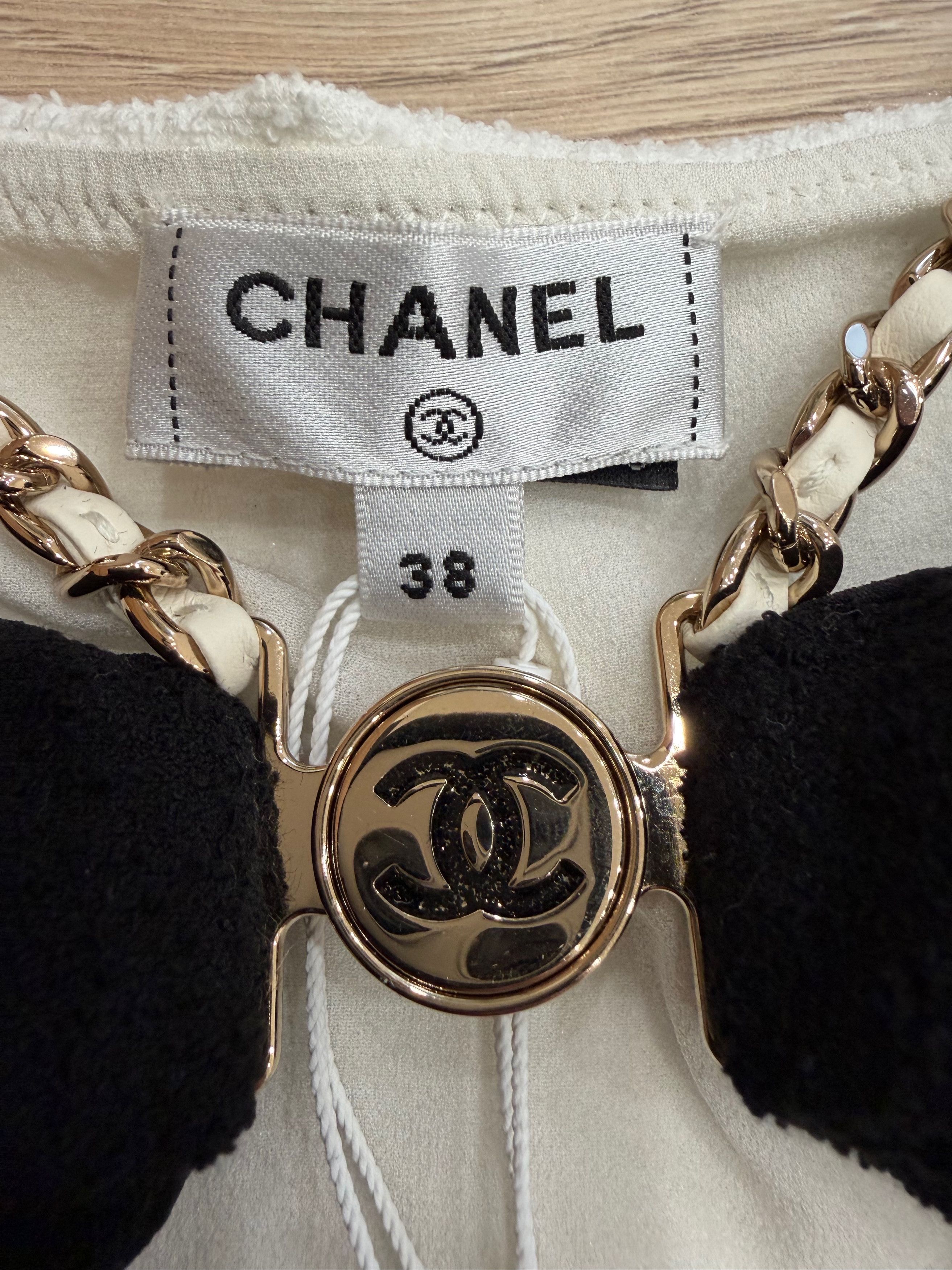 Chanel Chanel 22S Runway White Gold Chain CC Logo Crepe Top Bra 38 Size XS / US 0-2 / IT 36-38 - 6 Thumbnail