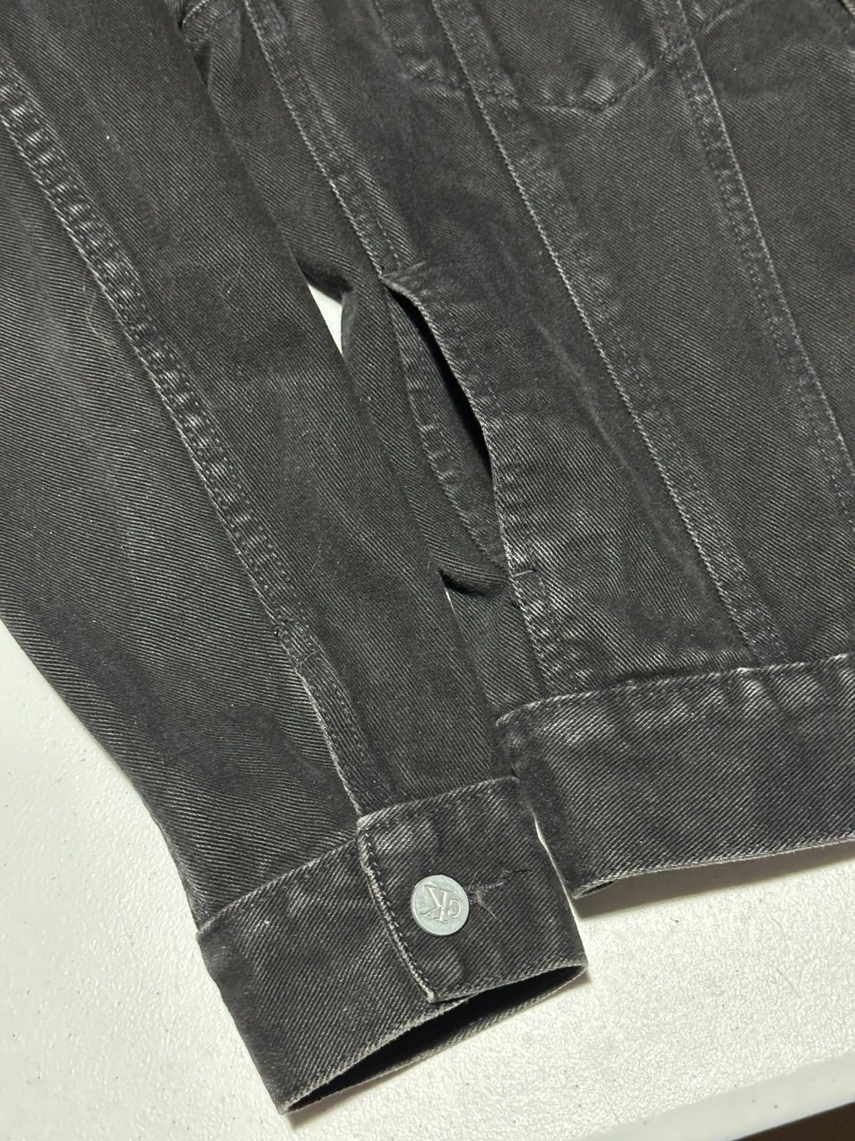 Calvin Klein Vintage Calvin Klein, jeans black denim trucker jacket Size US S / EU 44-46 / 1 - 4 Thumbnail