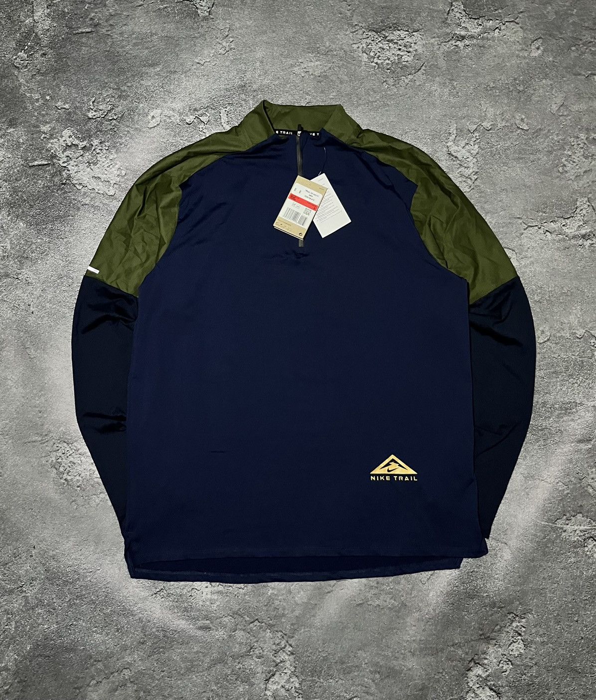 Nike NEW Nike Dri-Fit Trail Running 1/3 Zip Longsleeve Shirt Size US L / EU 52-54 / 3 - 1 Thumbnail