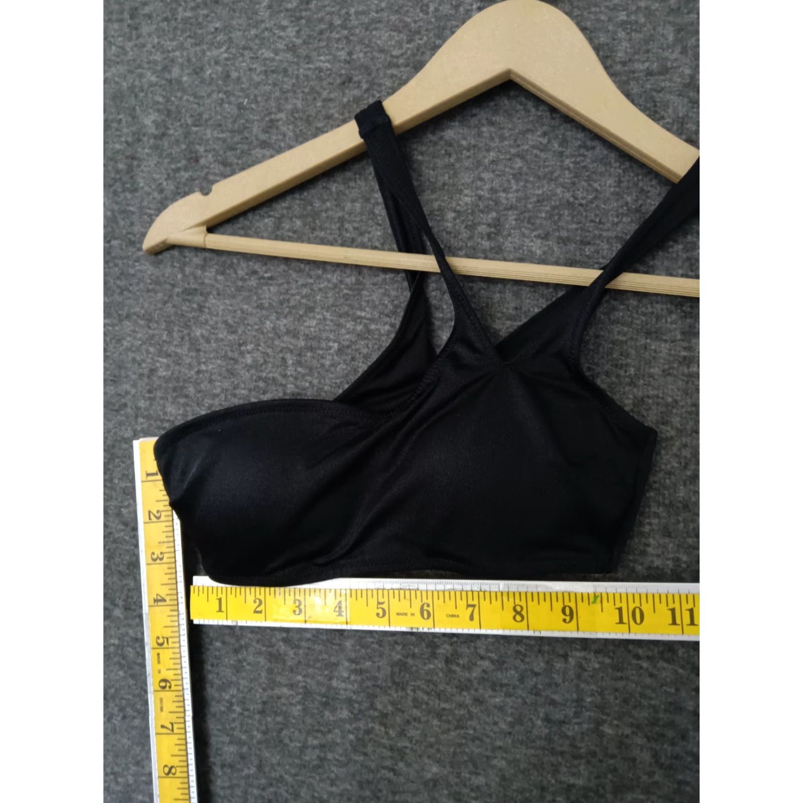 Victoria's Secret Victoria's Secret XS One Shoulder Double Wide Strap Black Bikini Top Swimsuit Size XS / US 0-2 / IT 36-38 - 4 Thumbnail
