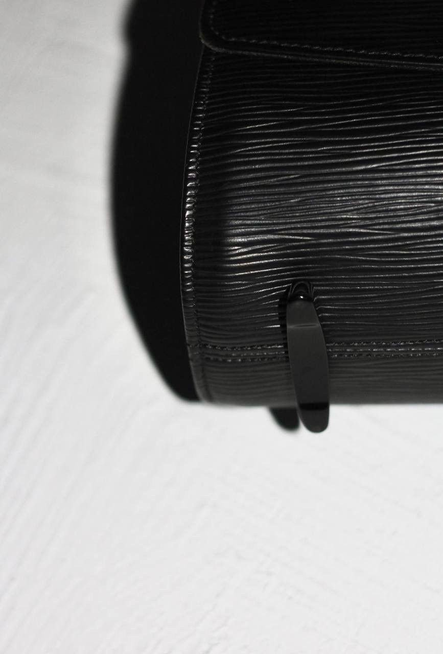 Louis Vuitton Louis Vuitton Pro-Owned 1999 Epi PM bag Size ONE SIZE - 3 Thumbnail