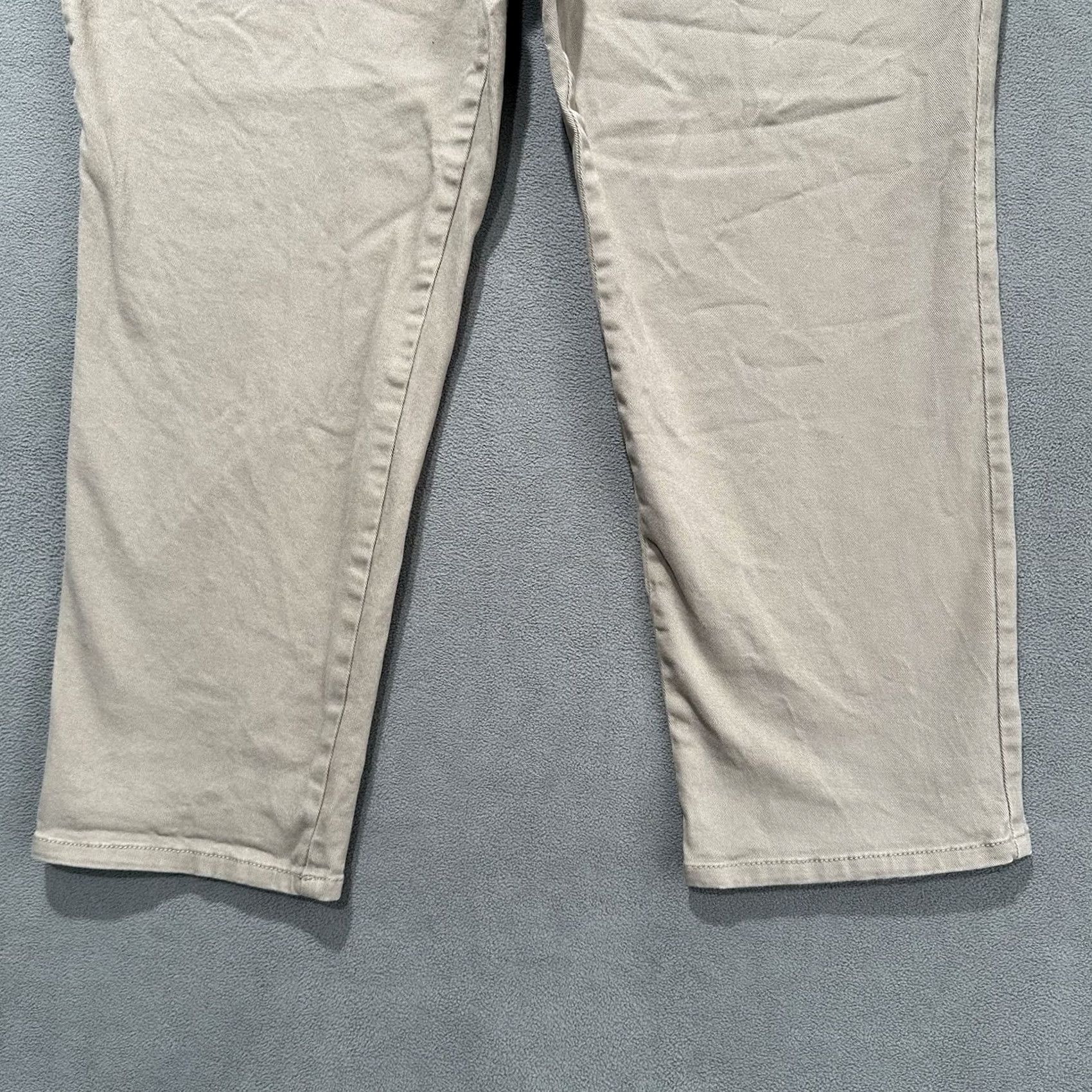 Gloria Vanderbilt Gloria Vanderbilt Jeans Womens 22W Short Brown High Waist Amanda Tapered EUC Size 40" / US 18 - 4 Thumbnail