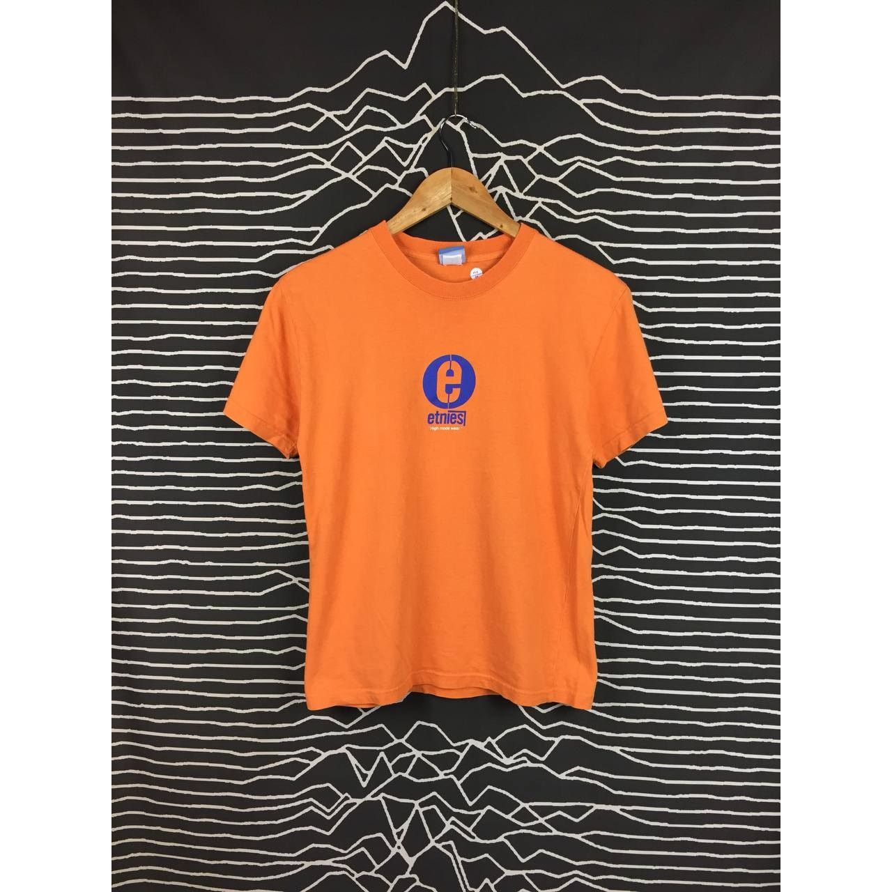 Etnies × Vintage Vtg Etnies Skateboards High Mode Wear Skate Tee Size S Size US S / EU 44-46 / 1 - 2 Thumbnail