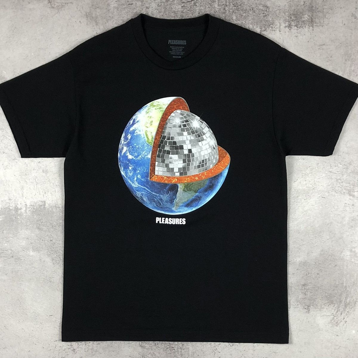 Pleasures Pleasures Dance Disco Ball Earth Graphic Tee Size US M / EU 48-50 / 2 - 1 Thumbnail