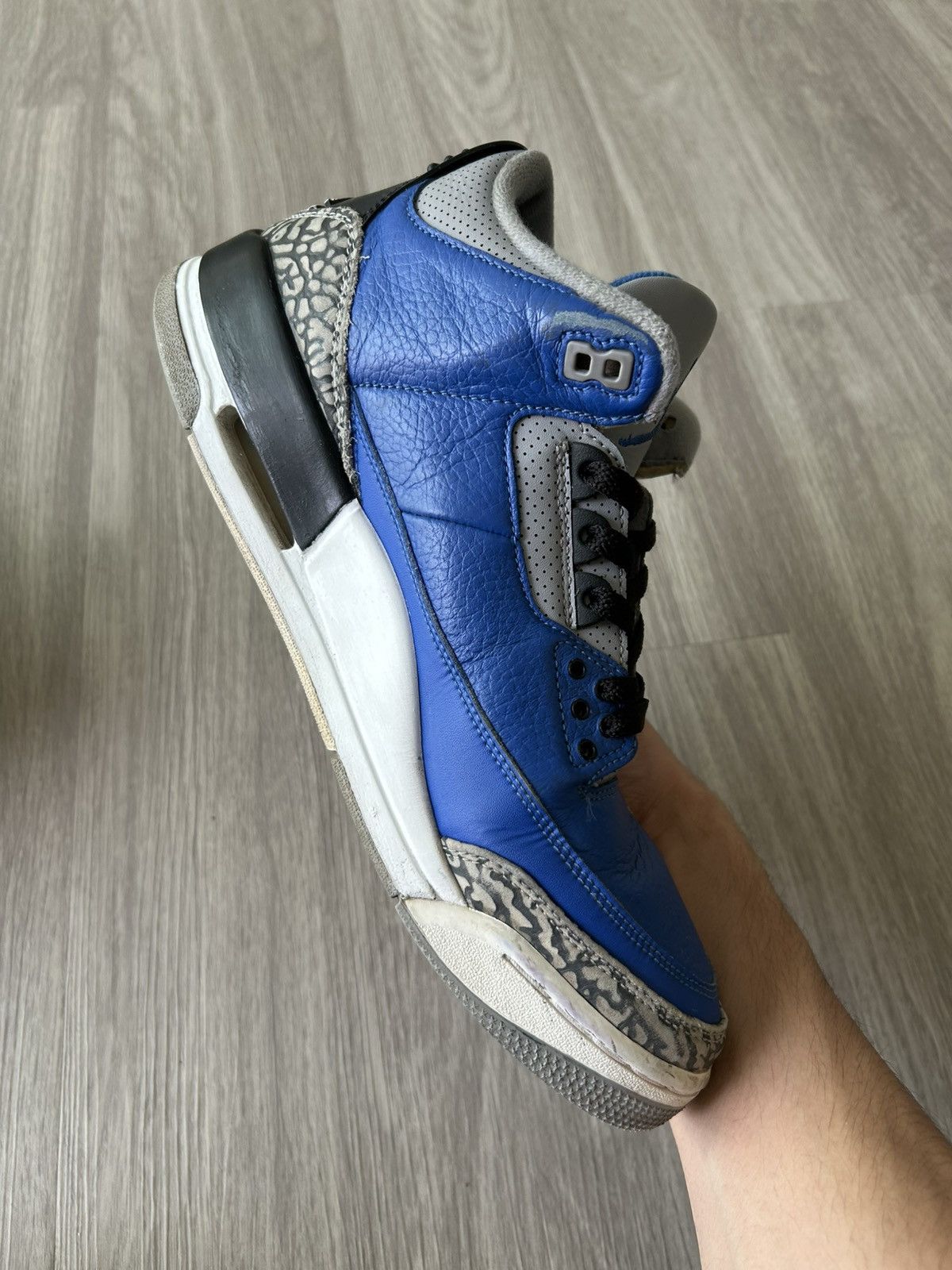 Jordan Brand Air Jordan Retro 3 Varsity Royal Size 11 Size US 11 / EU 44 - 14 Thumbnail