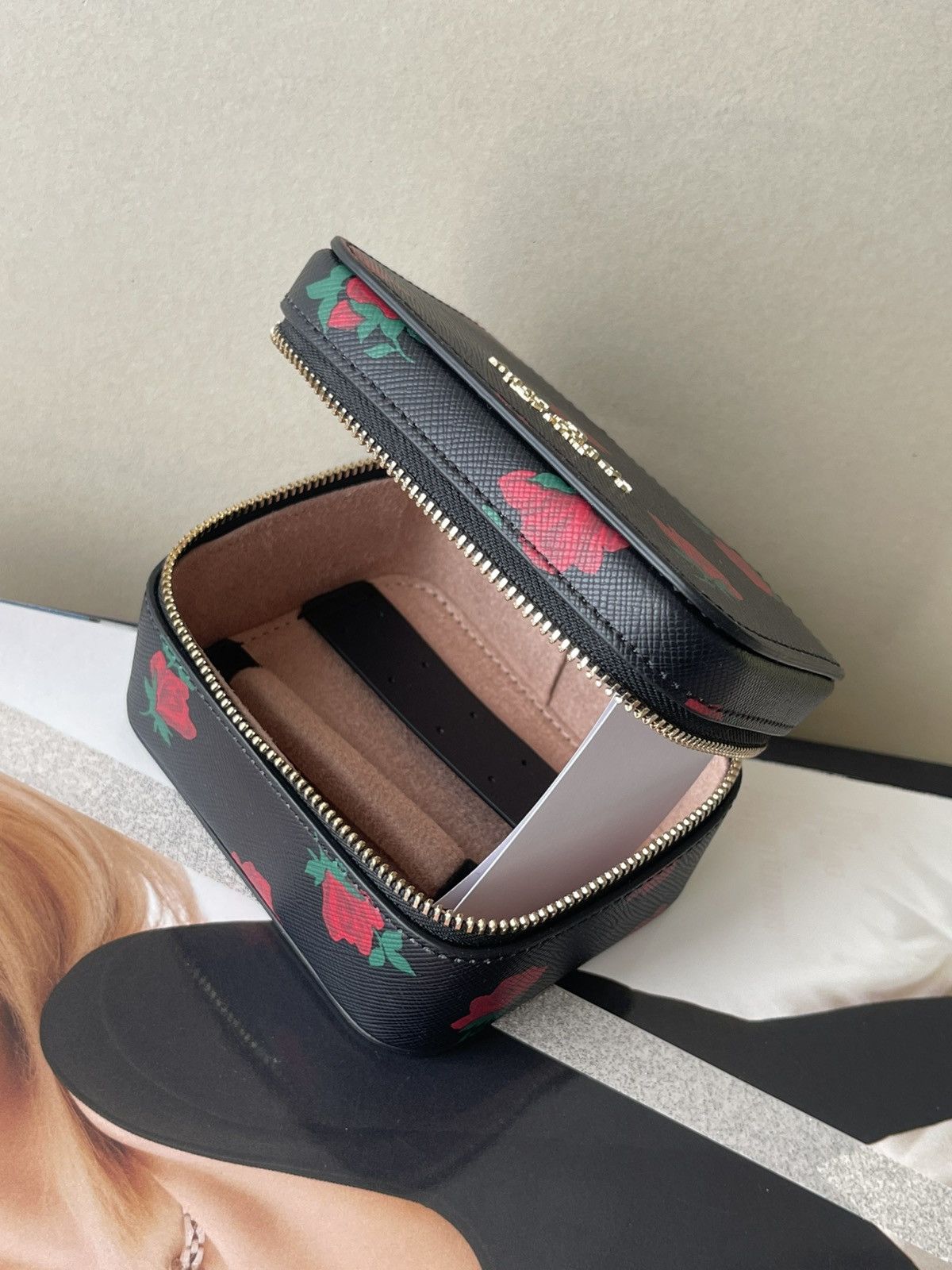 Kate Spade (new+tag) Kate Spade chic jewelry box red floral design Size ONE SIZE - 3 Thumbnail