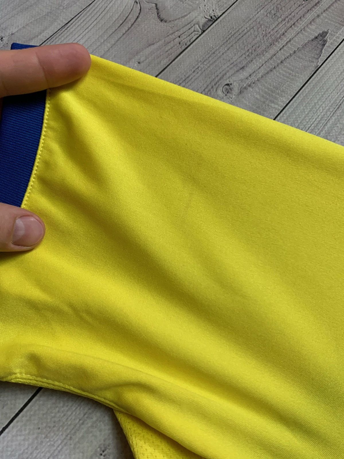 Other Leeds united vintage soccer jerseys Size M Size US M / EU 48-50 / 2 - 5 Thumbnail