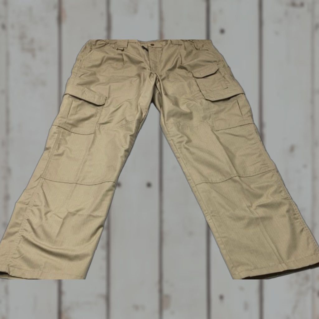 Propper Propper Tactical Cargo Pants Men’s Size 40 x 32 Tan Rip Stop Straight Leg 7967 Size US 40 / EU 56 - 1 Thumbnail